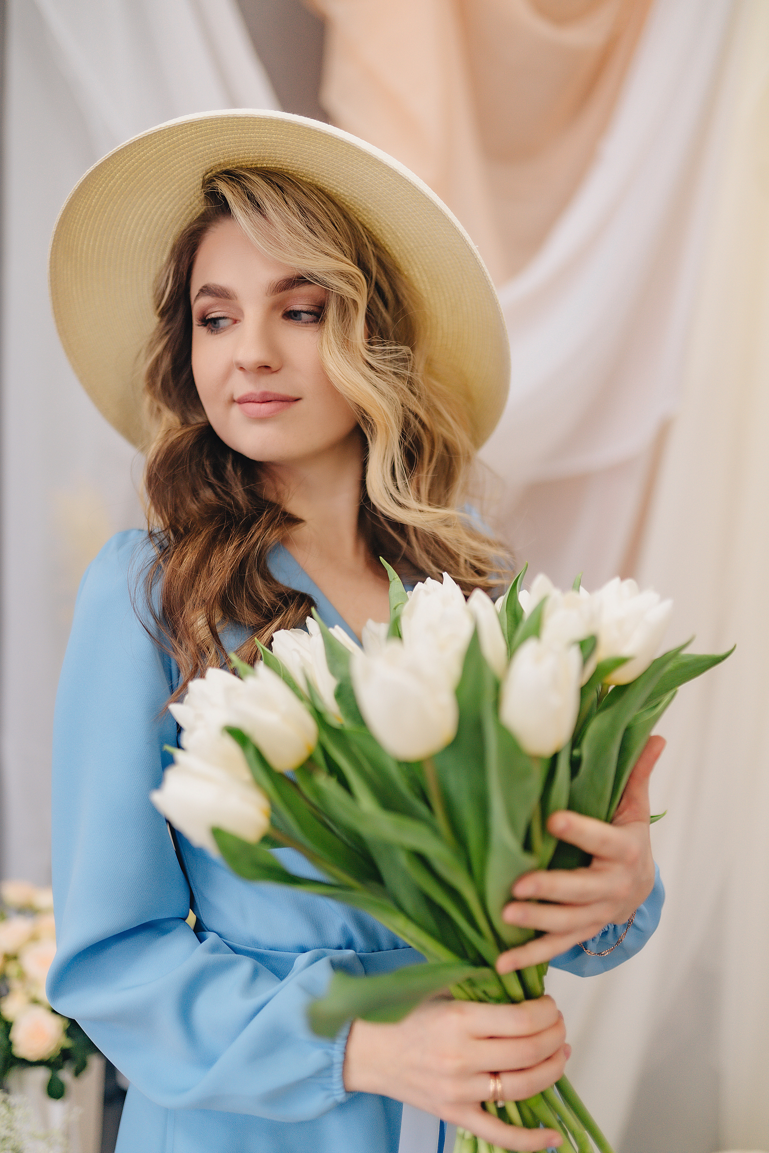 Кристина | Фотодень с цветами. Фотограф Карина Шмулёва. Воронеж и область