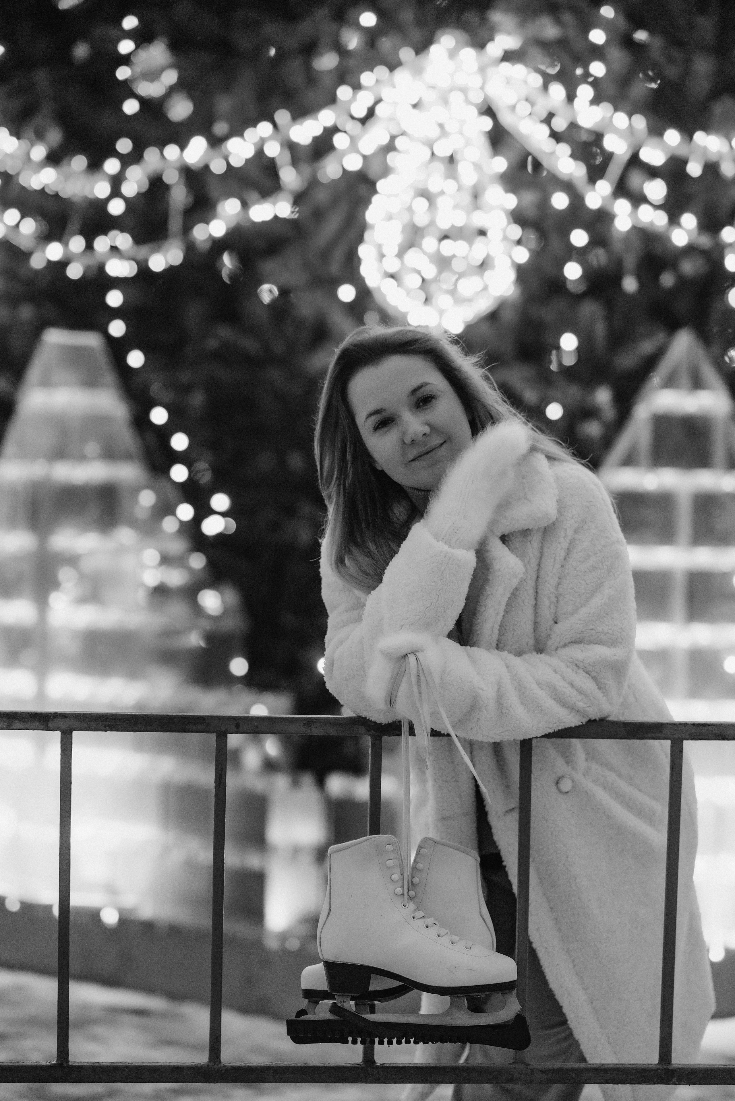 Елена | Вечерняя съёмка у ёлки. Фотограф Карина Шмулёва. Воронеж и область