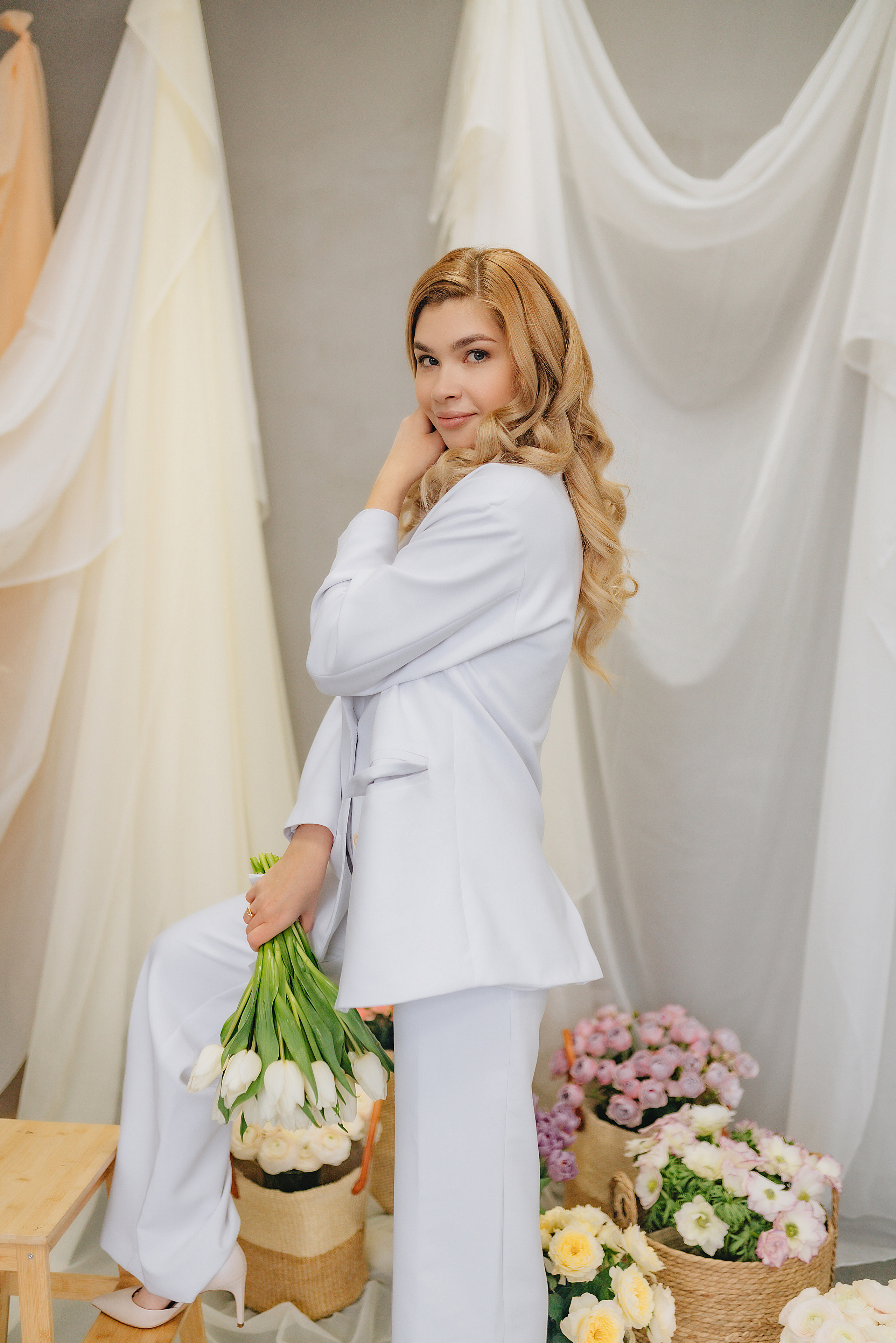 Алина | Фотодень с цветами. Фотограф Карина Шмулёва. Воронеж и область