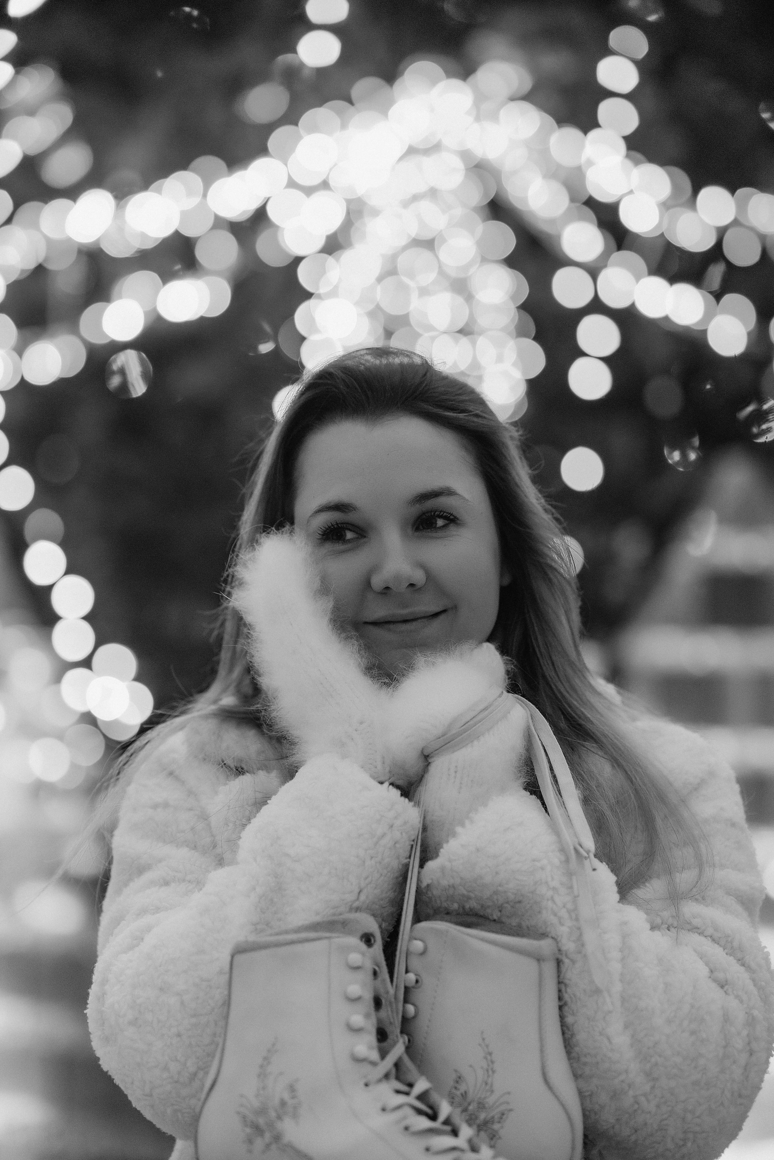 Елена | Вечерняя съёмка у ёлки. Фотограф Карина Шмулёва. Воронеж и область