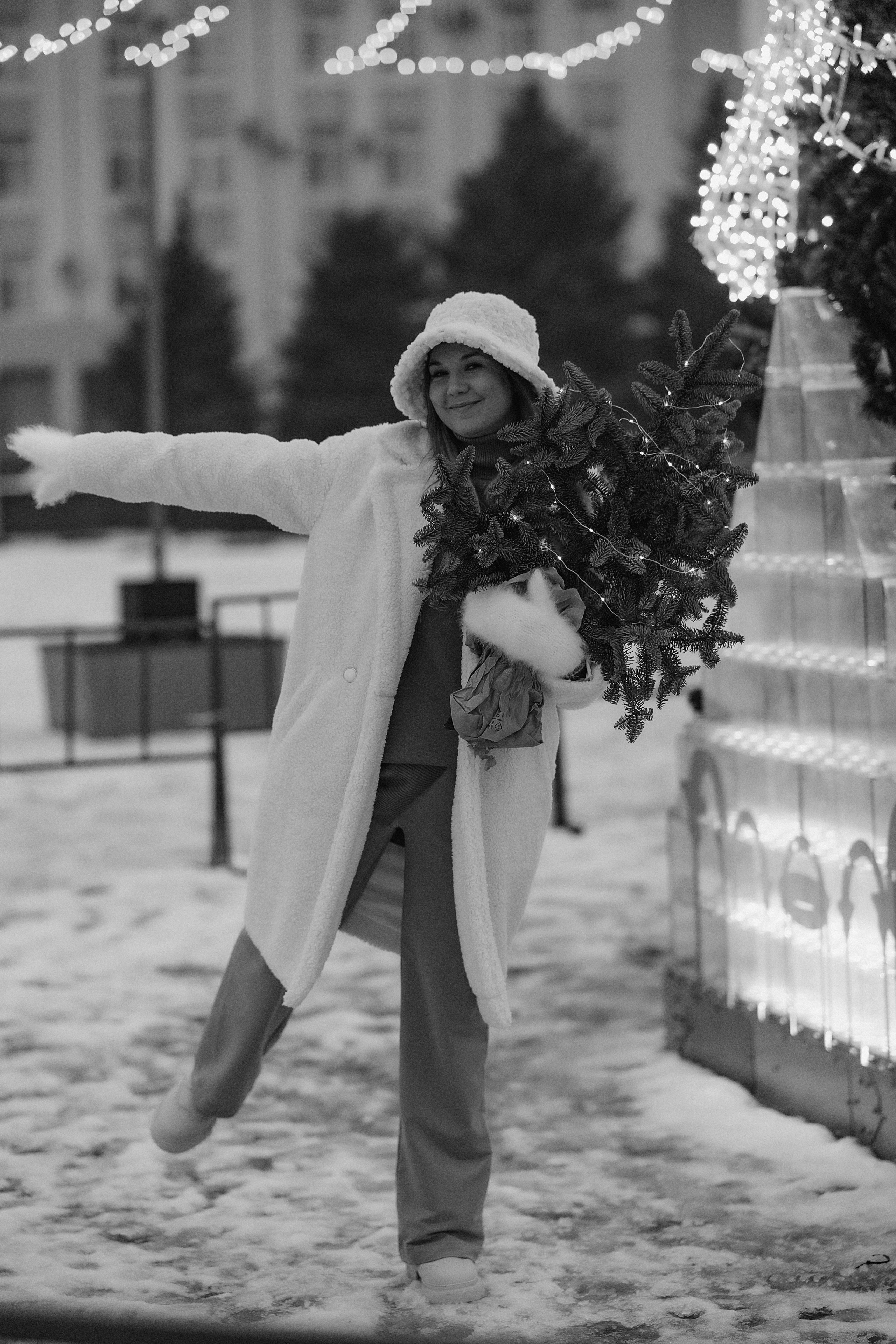 Елена | Вечерняя съёмка у ёлки. Фотограф Карина Шмулёва. Воронеж и область