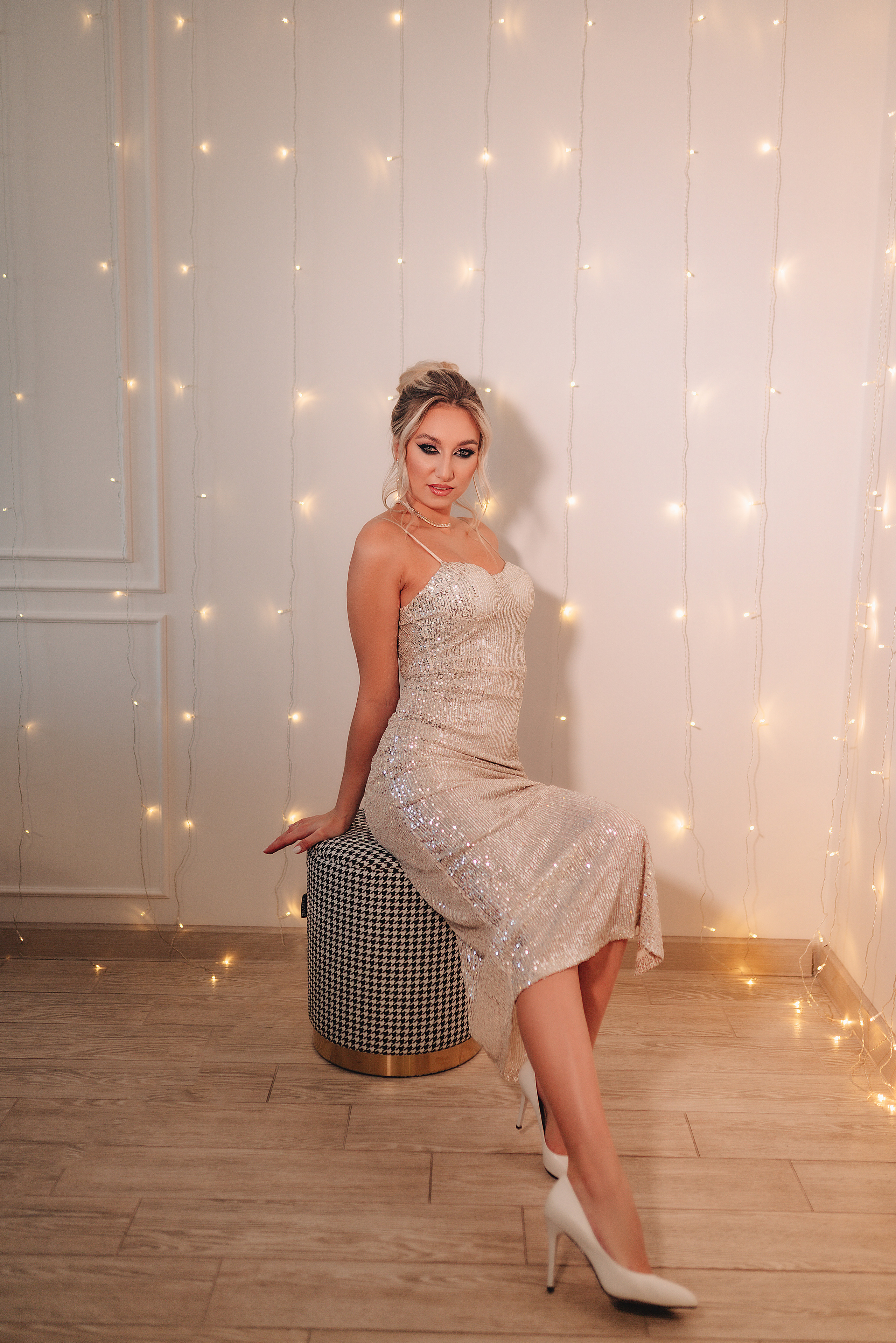 Олеся | Новогодняя съёмка в отеле Панорама. Фотограф Карина Шмулёва. Воронеж и область