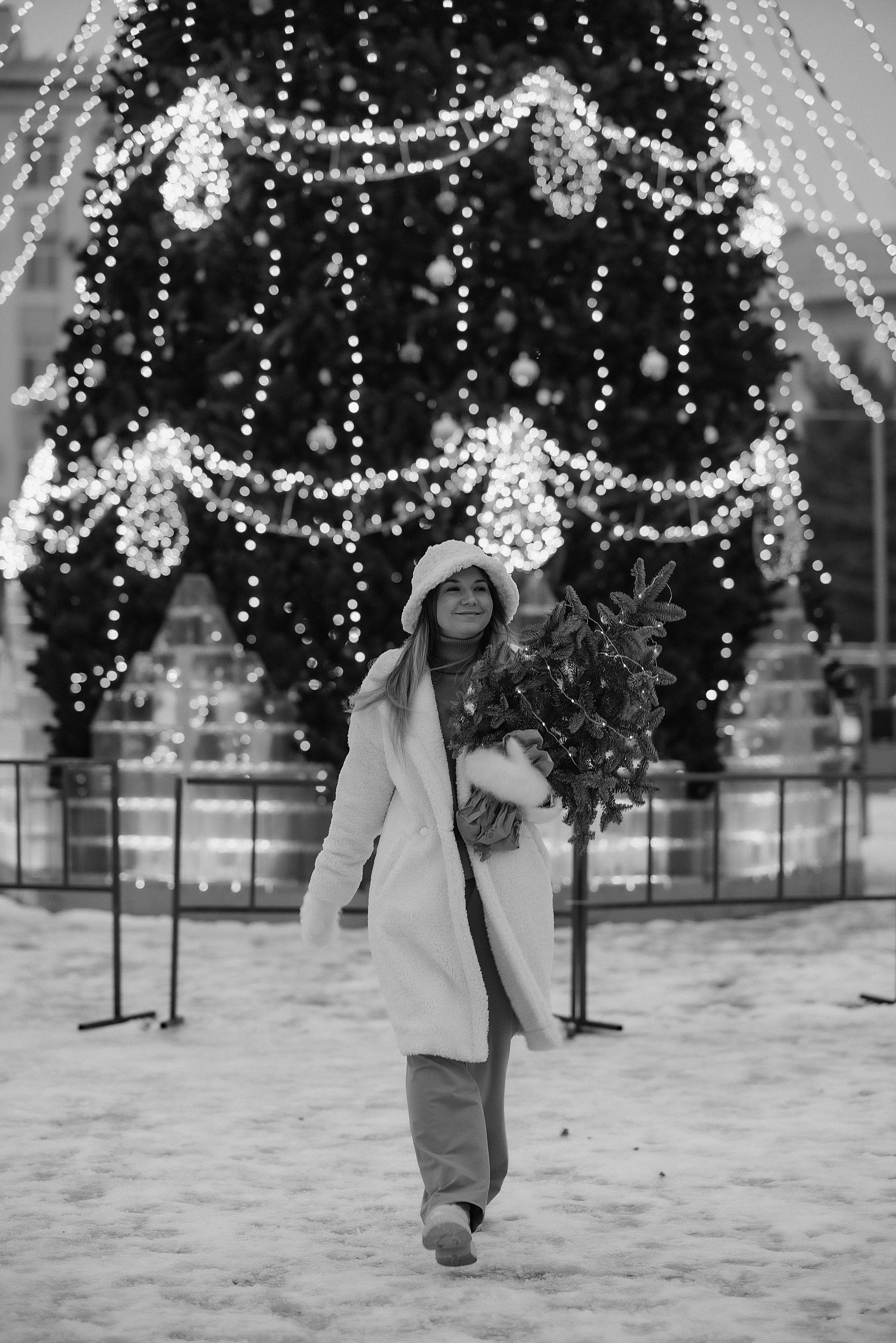 Елена | Вечерняя съёмка у ёлки. Фотограф Карина Шмулёва. Воронеж и область