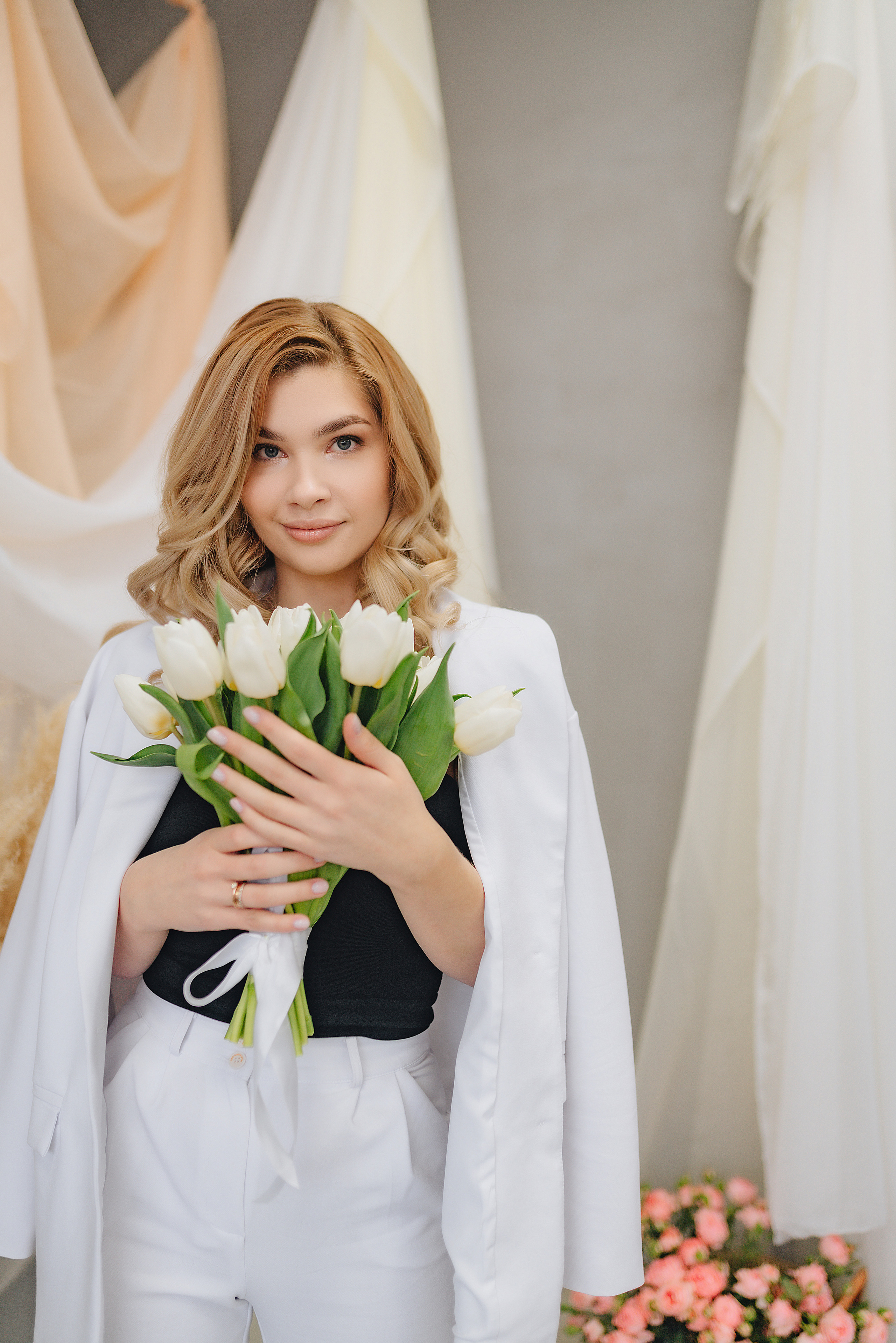 Алина | Фотодень с цветами. Фотограф Карина Шмулёва. Воронеж и область