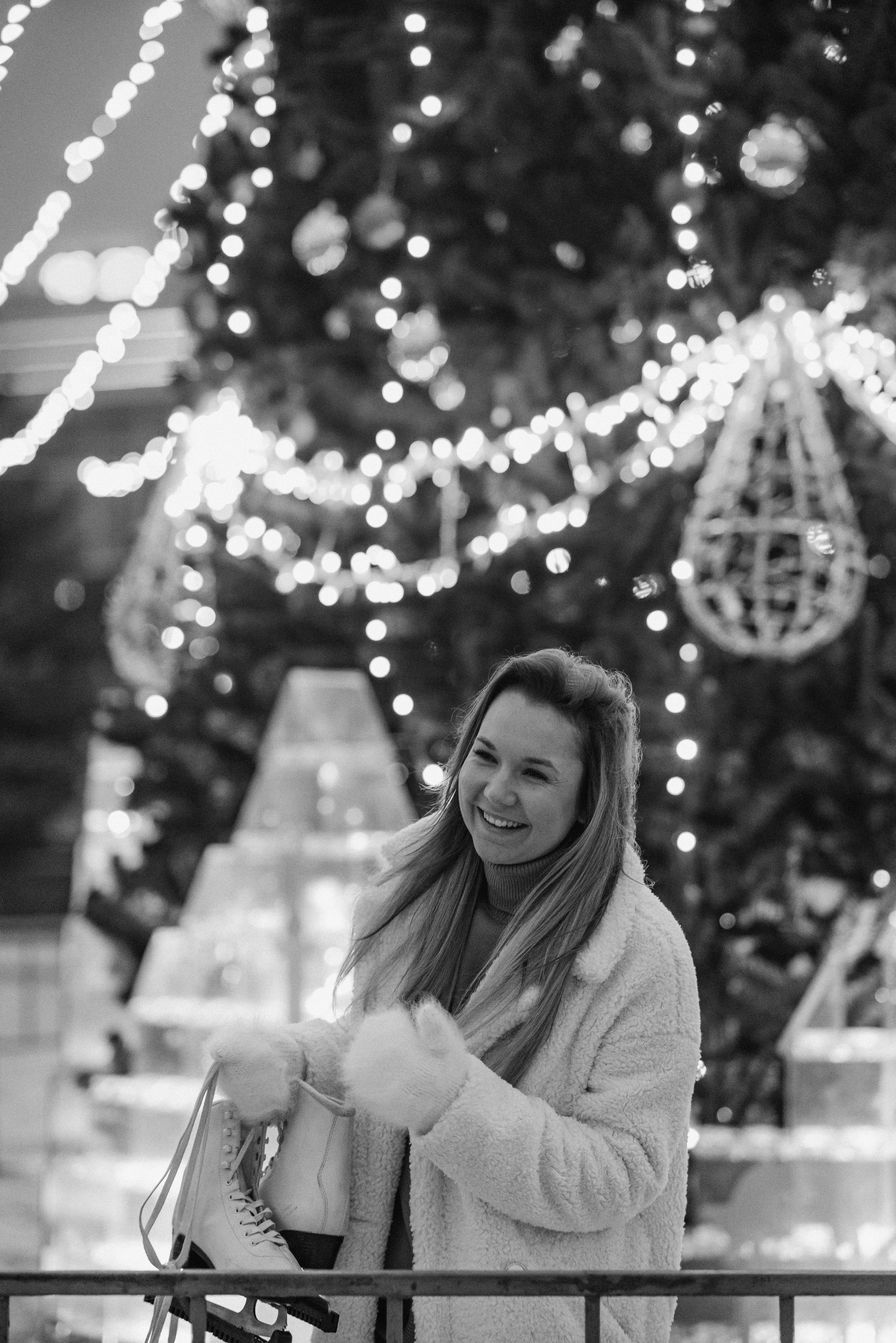 Елена | Вечерняя съёмка у ёлки. Фотограф Карина Шмулёва. Воронеж и область