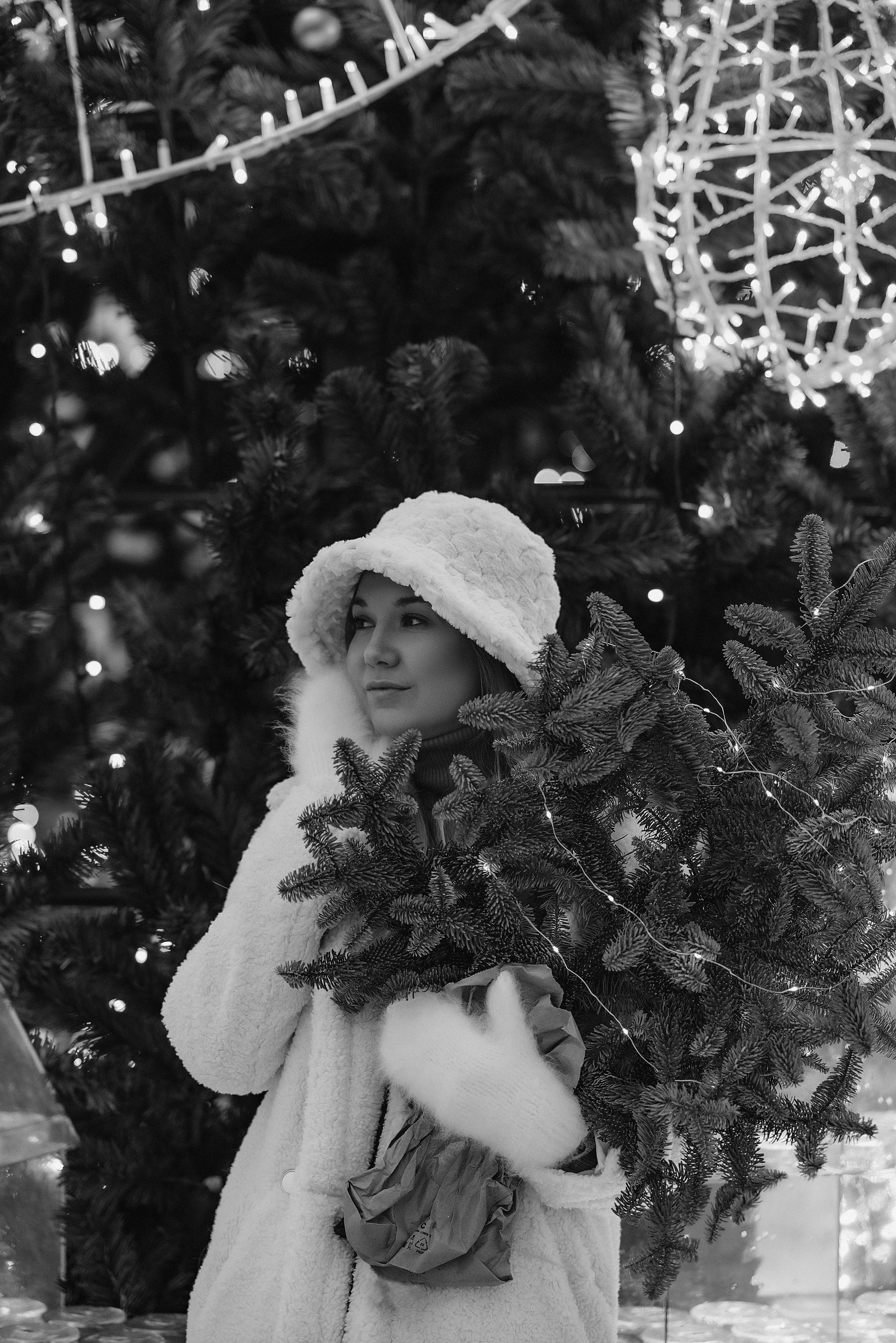Елена | Вечерняя съёмка у ёлки. Фотограф Карина Шмулёва. Воронеж и область