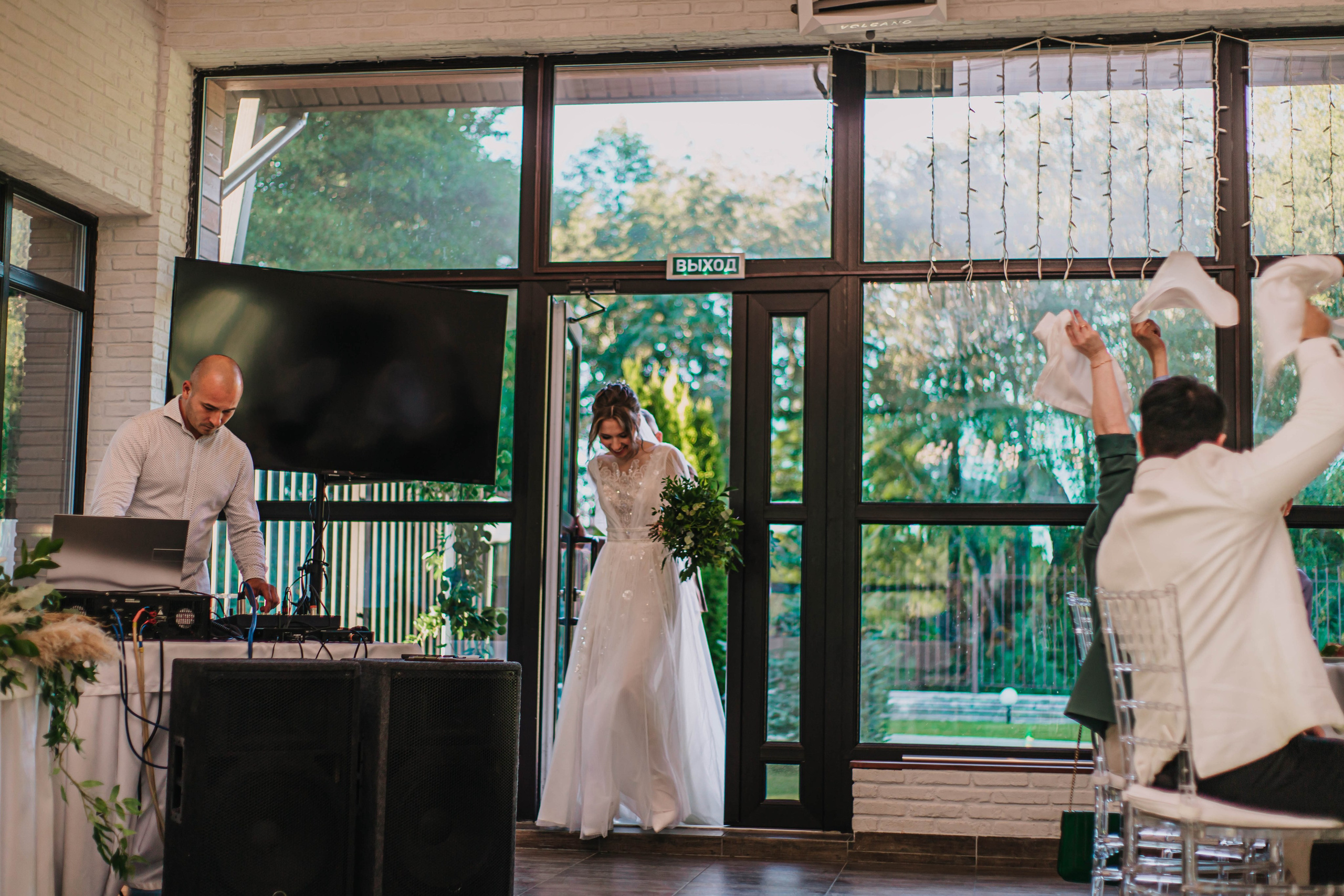 Вячеслав и Анастасия (пакет «Весь день»). Фотограф Дарья Маташкова