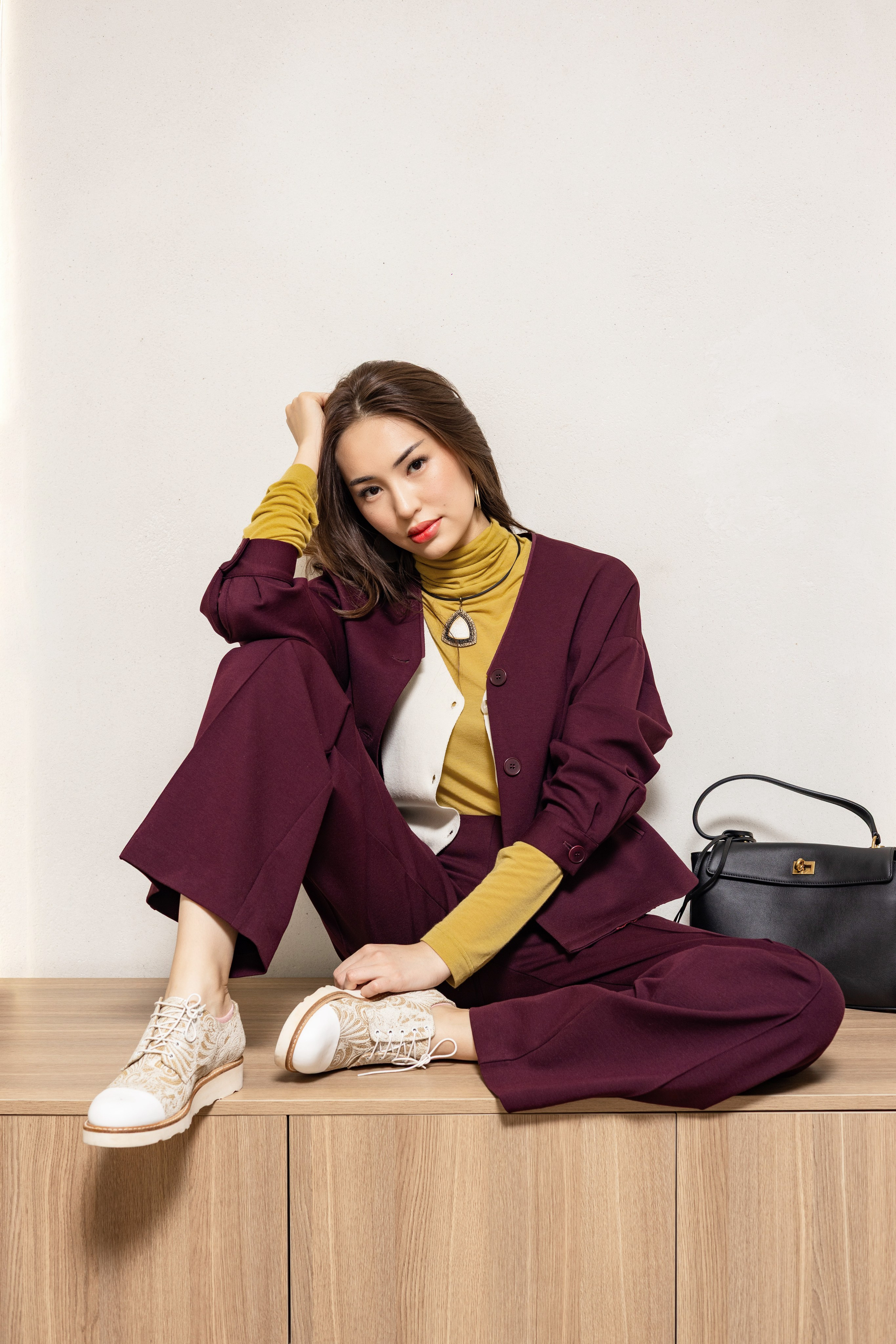 Портретная фотосессия в Алматы — индивидуальный портрет в студии. Фотограф Алматы