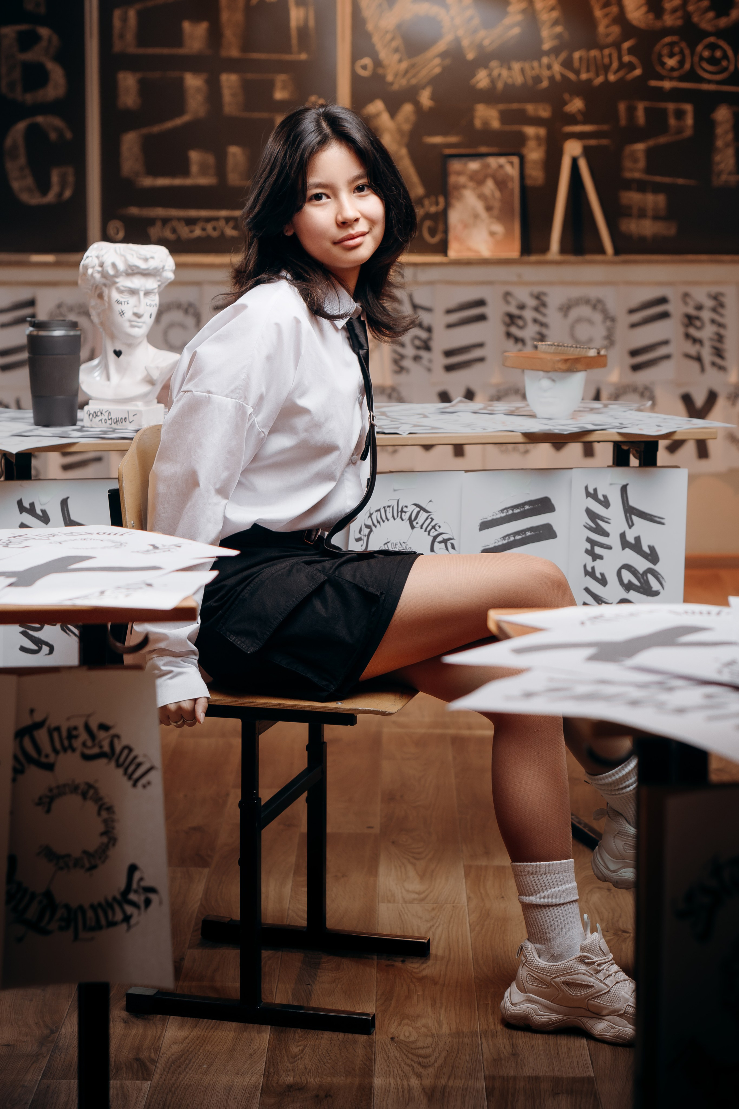 Профессиональная школьная фотография и создание выпускных альбомов в Хабаровске. Современные, яркие и запоминающиеся фотографии для школьников. Уникальный дизайн обложек выпускных книг, которые станут настоящей памятью о школьных годах. Закажите качественные фото и стильные альбомы для выпускников в Хабаровске. Нажмите заказать Выпускные Альбомы ( Дипломы ) в Хабаровске и мы свяжемся свами.