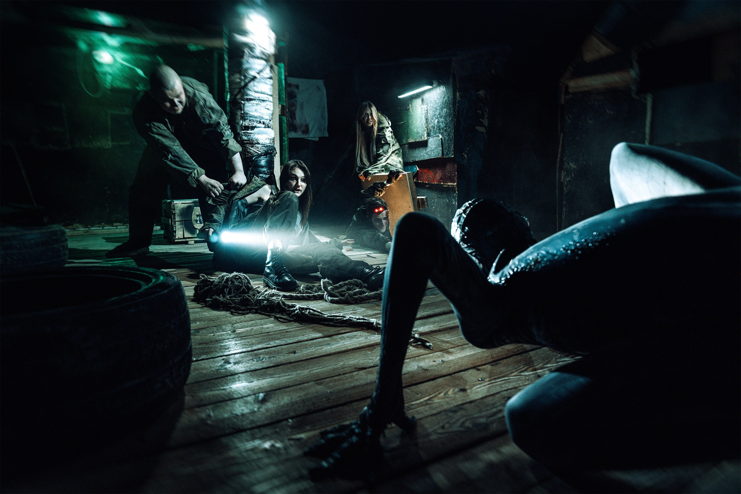 Фотосъёмка для хоррор и экшен квеста. Рекламный фотограф в Москве Алексей Тверяков