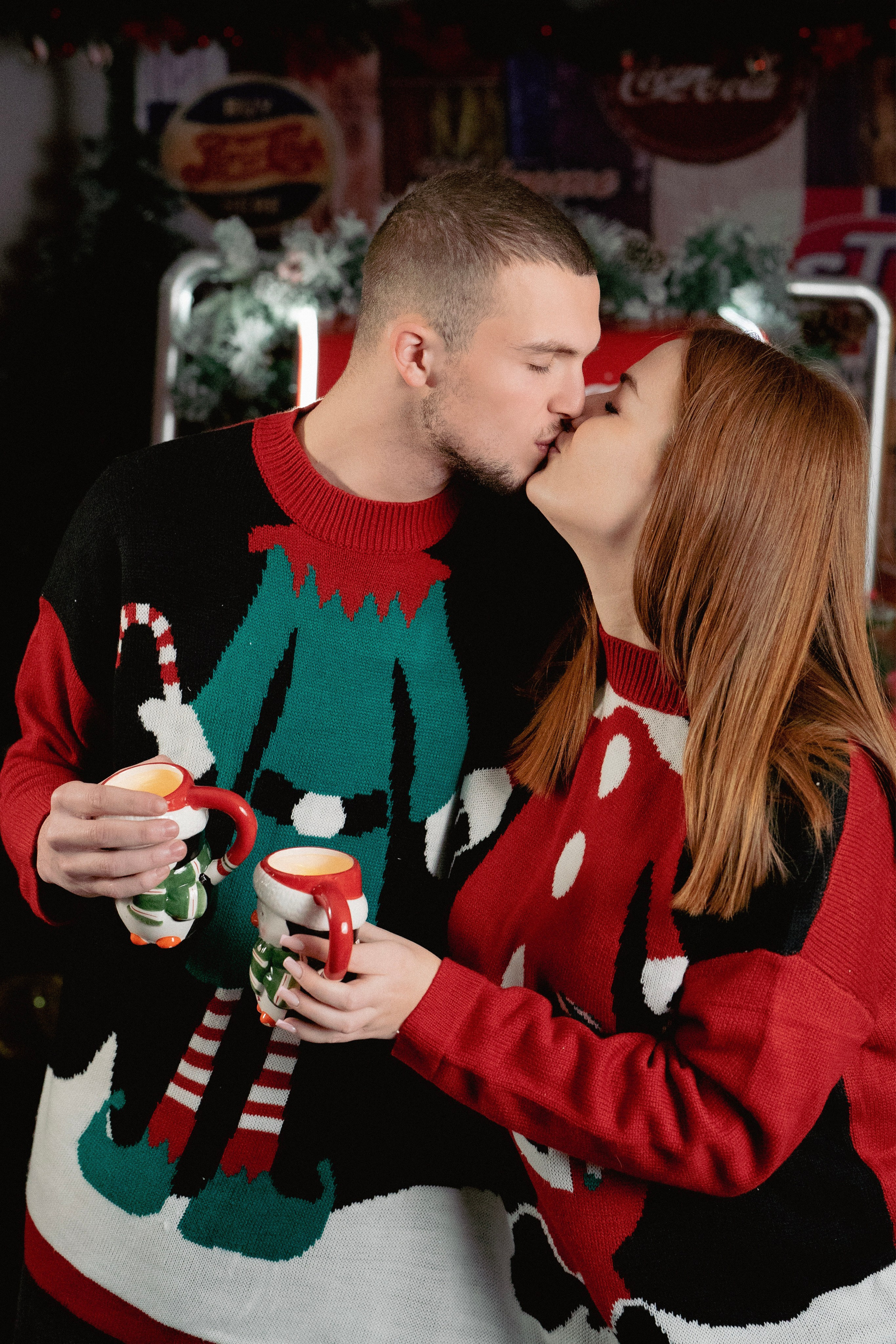 В одном свитере. Ваш фотограф Tetiana Kolos, найду самый удачный ракурс и словлю момент