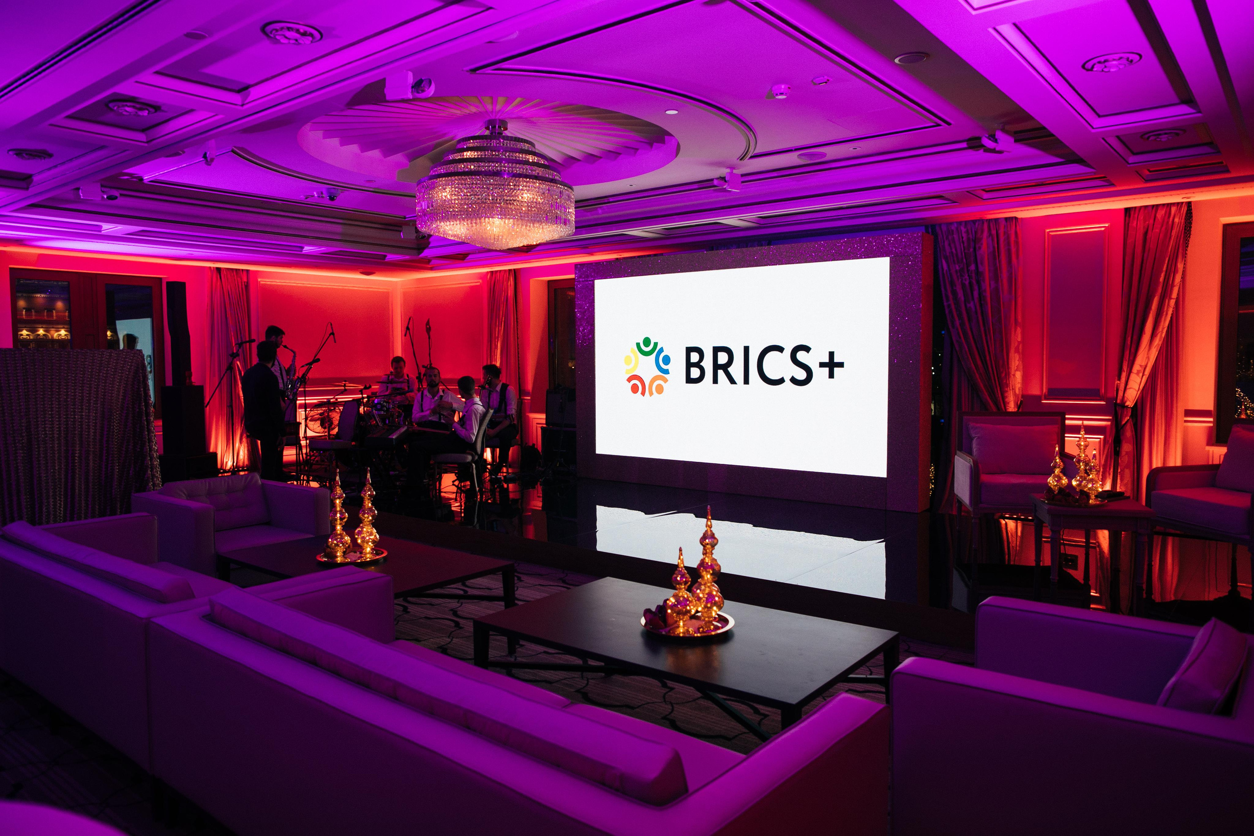 Brics+ презентация проекта в россии. КонТайм: профессиональная съемка для организаций