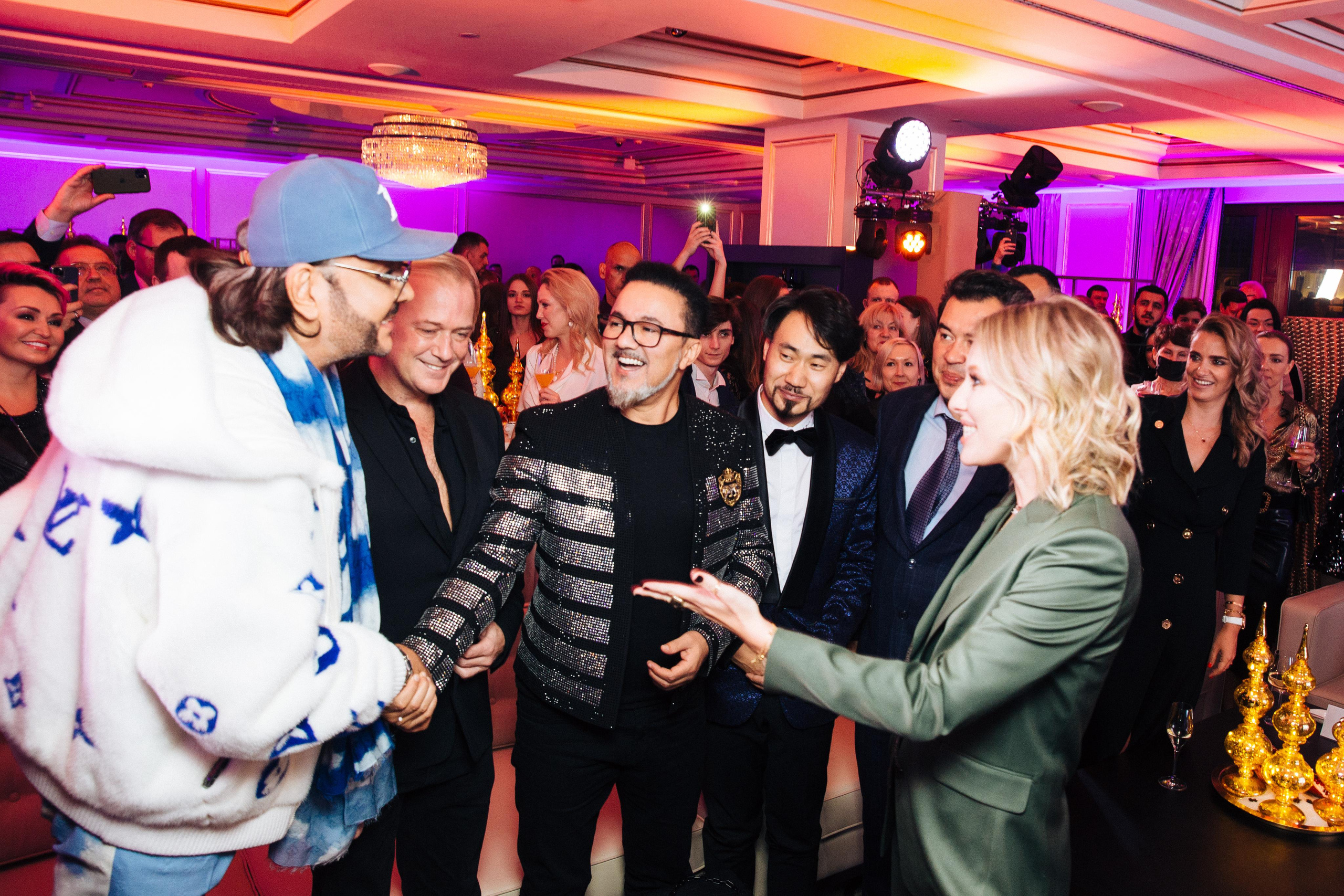 Brics+ презентация проекта в россии. КонТайм: профессиональная съемка для организаций