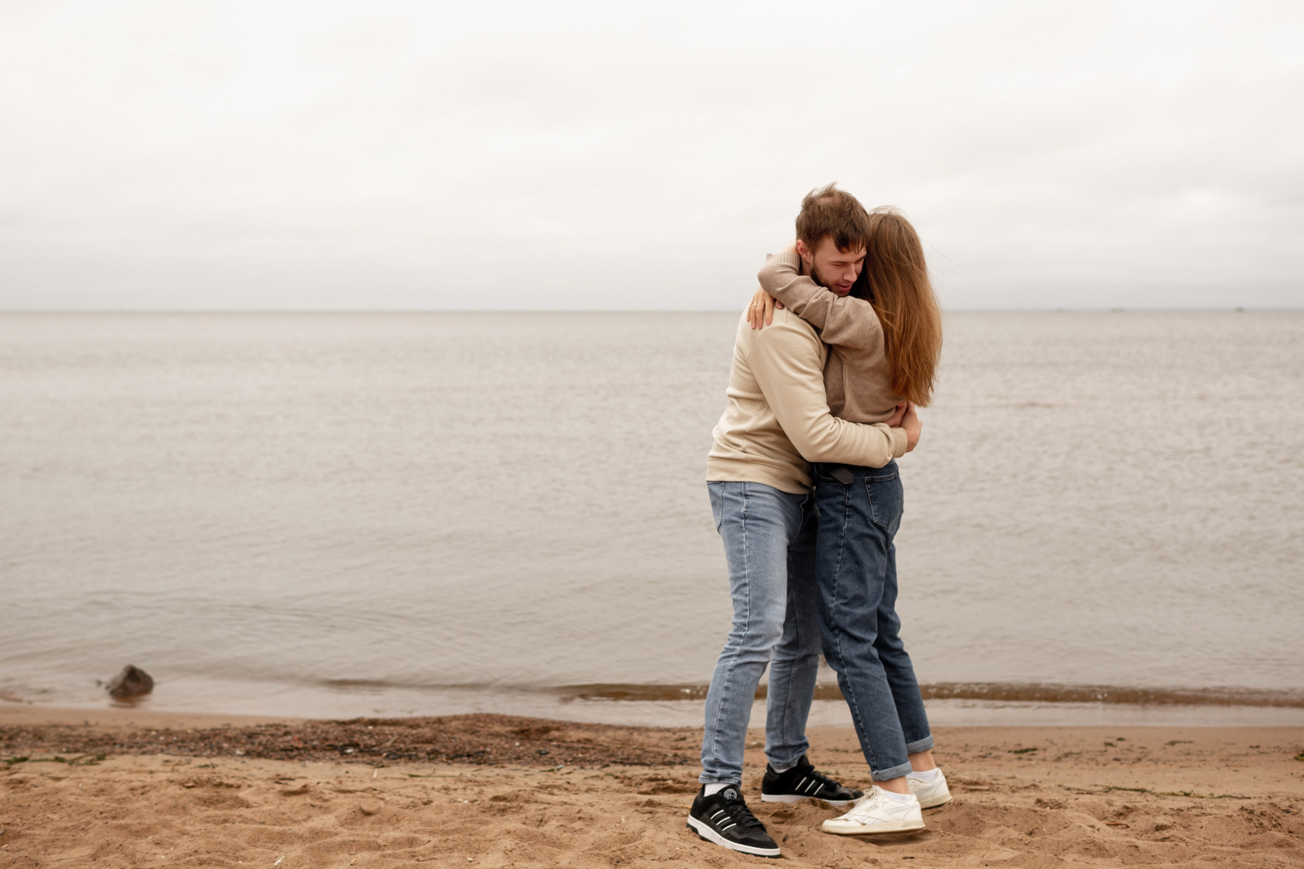 Семейная фотопрогулка на пляже. Свадебный фотограф Кирилл Белый