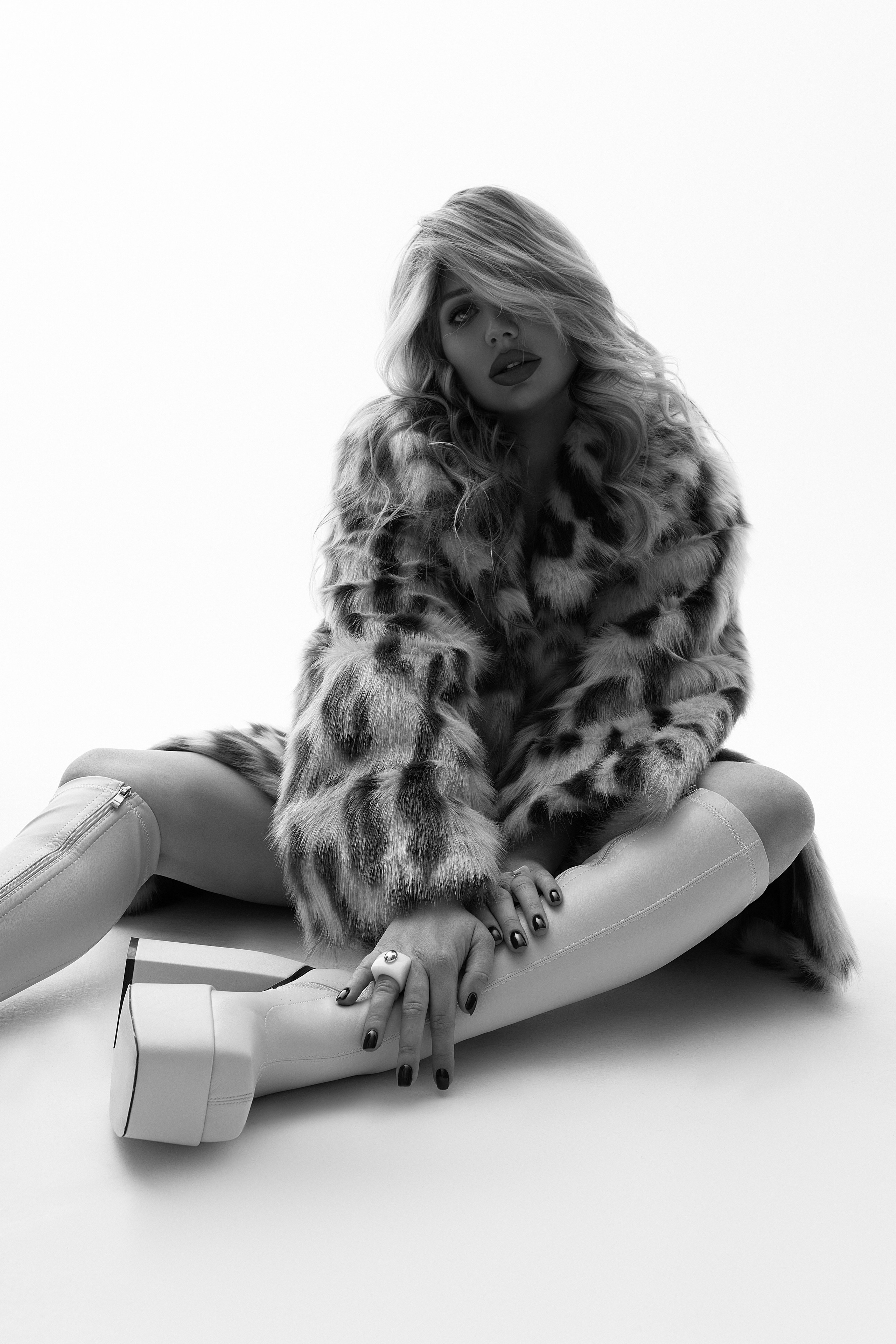 Студийная fashion фотосъёмка в Москве «под ключ». Фотограф в Москве Корчагина Ксения