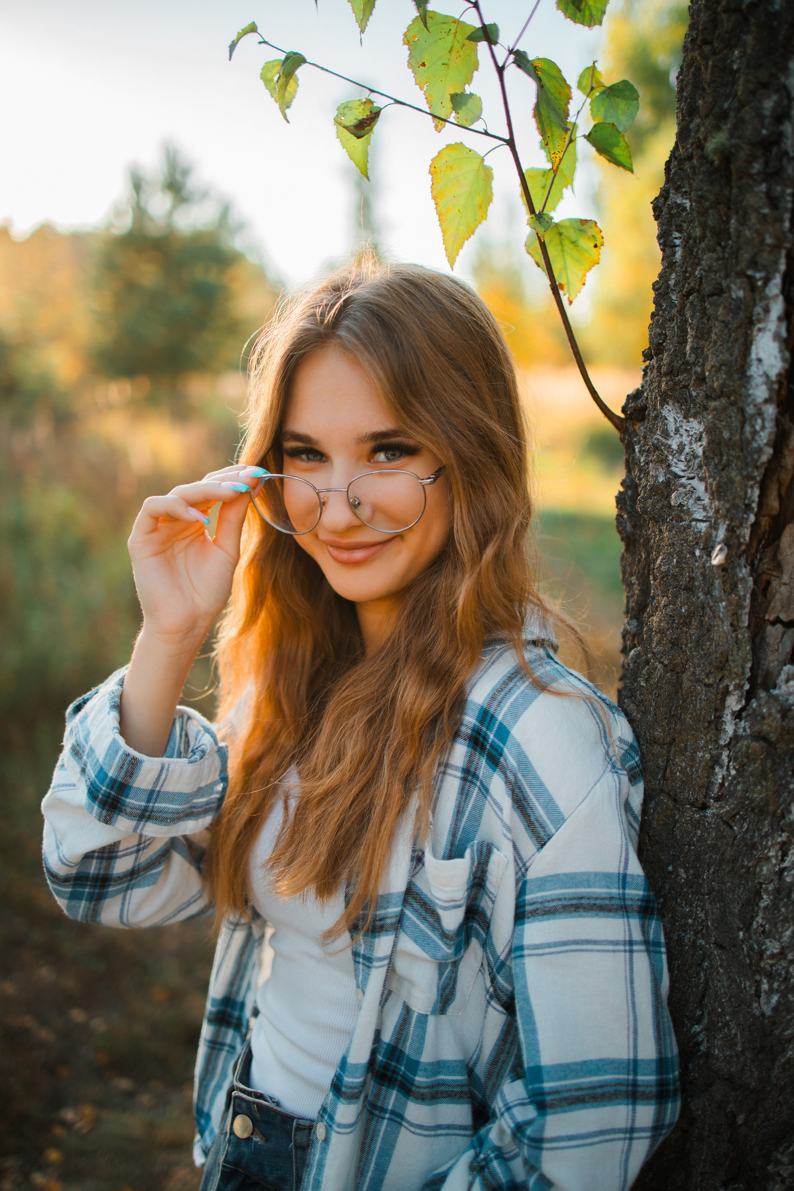 Осенняя фотосессия для выпускных альбомов 11 классов в Тарусе 2025 год. Выпускные альбомы в Серпухове