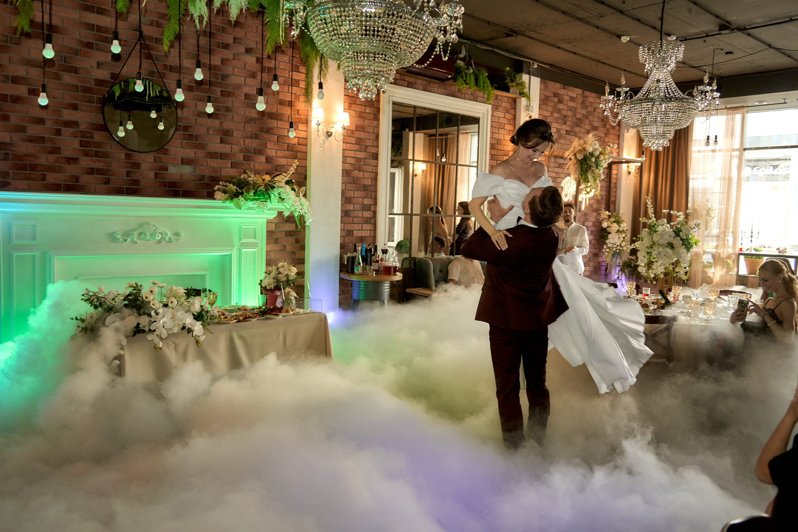 Банкет. Свадебный фотограф и видеооператор Андрей Любовинин