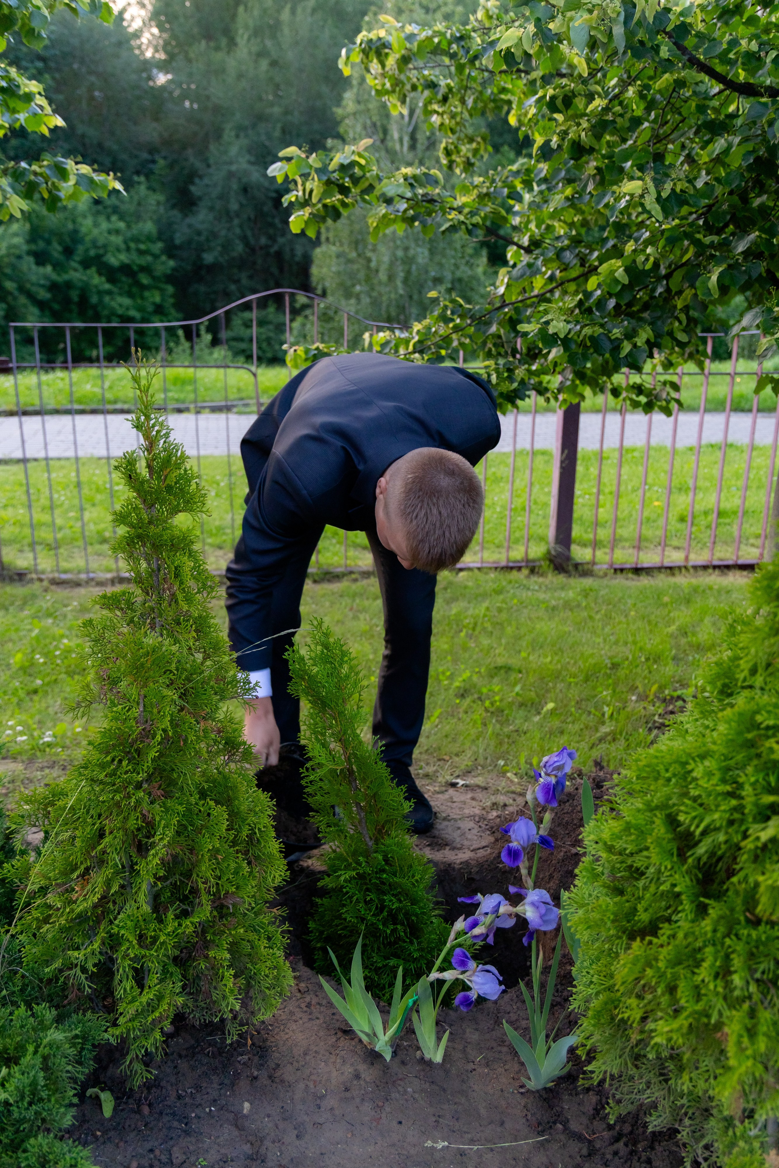 Школьный выпускной 2025 год в Минске, Беларуси. Свадебный фотограф в Минске/Беларуси Сергей Спиридонов