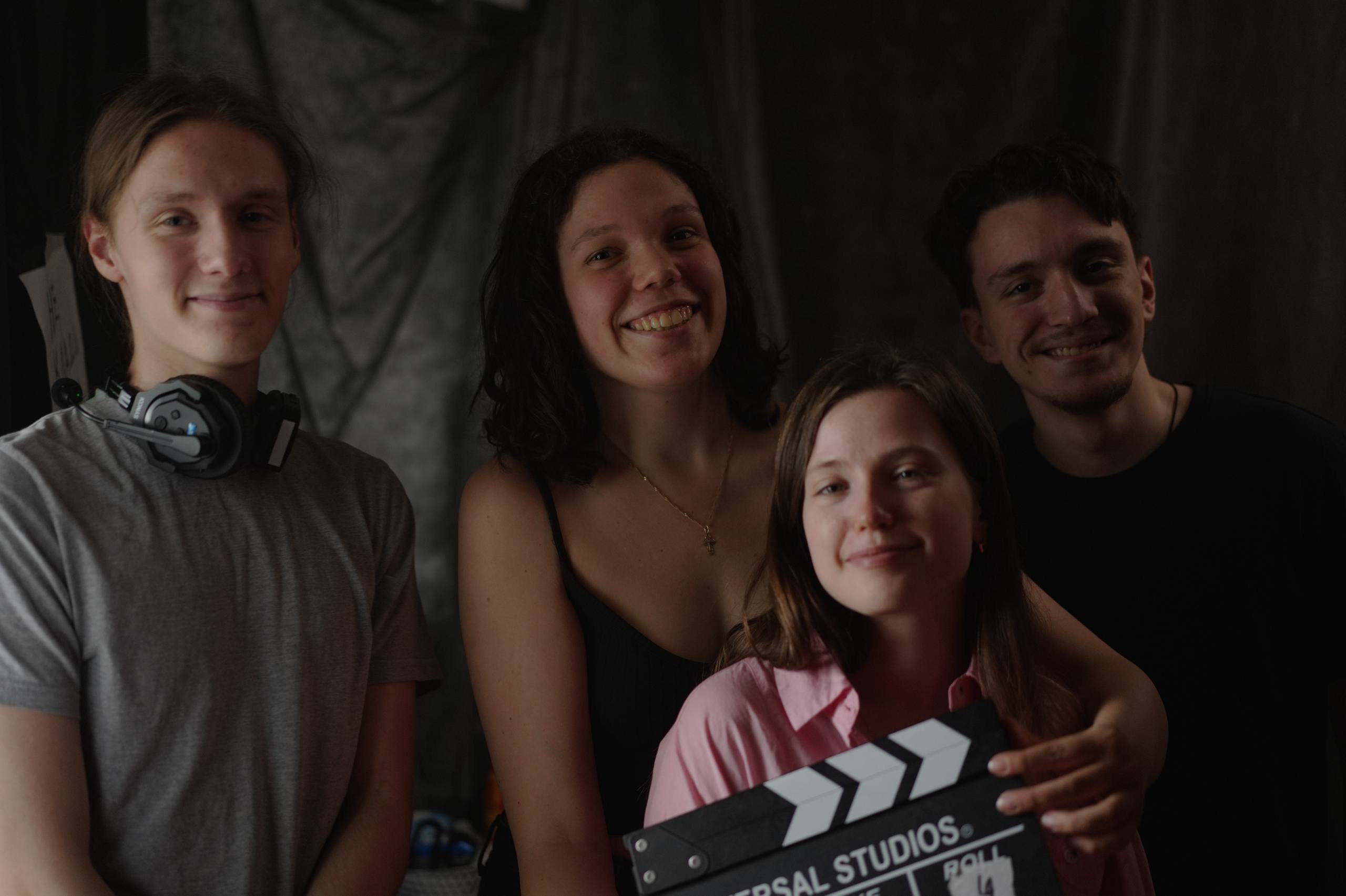 Полный метр «ЛИФТ В ПРОШЛОЕ». Фотограф, оператор и рилсмейкер в Москве — Ася Палагута