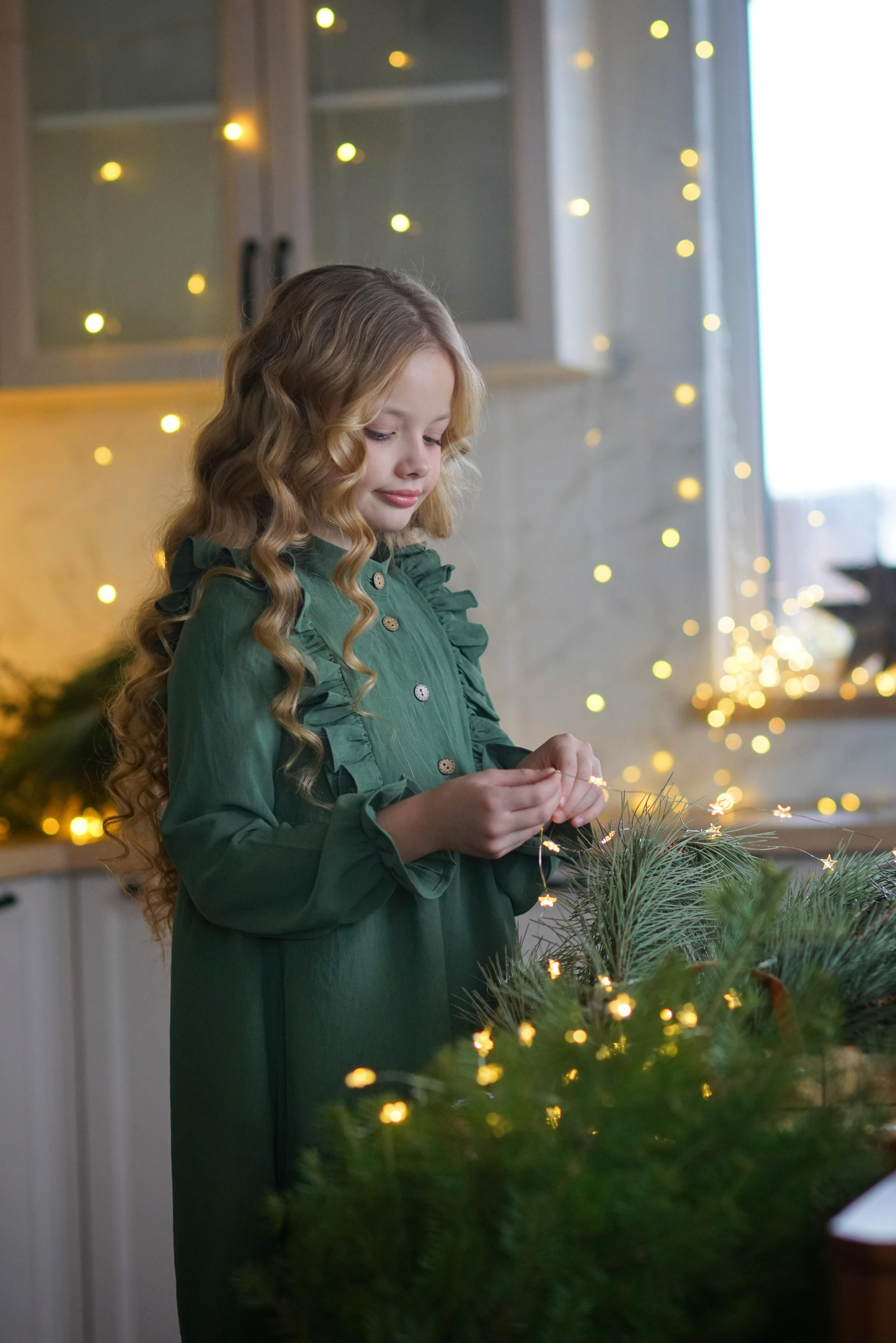 Семейная фотосессия для мамы и дочек в фотодоме. Фотодача — загородный дом для съемок в Домодедово, Московская область