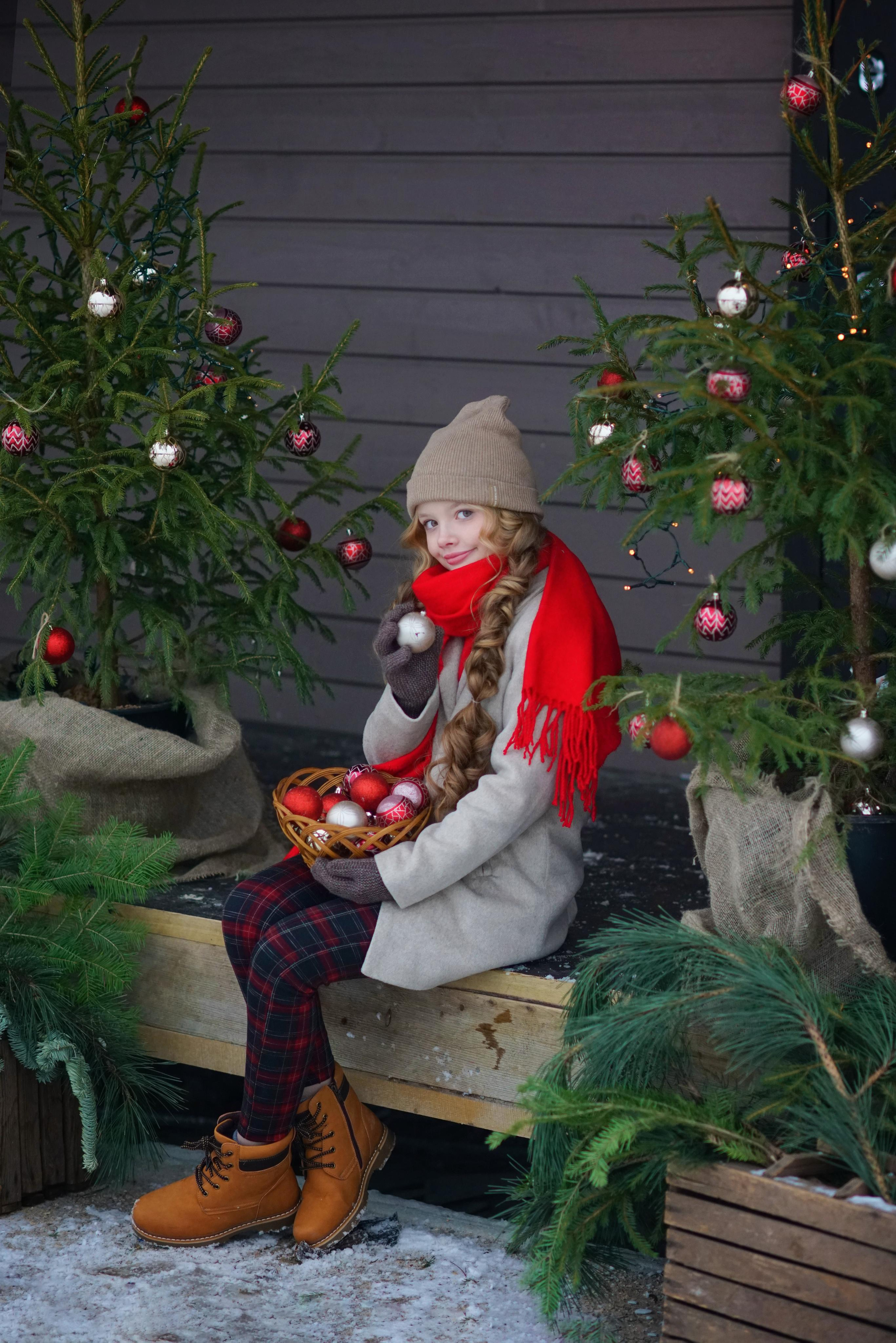 Семейная фотосессия для мамы и дочек в фотодоме. Фотодача — загородный дом для съемок в Домодедово, Московская область