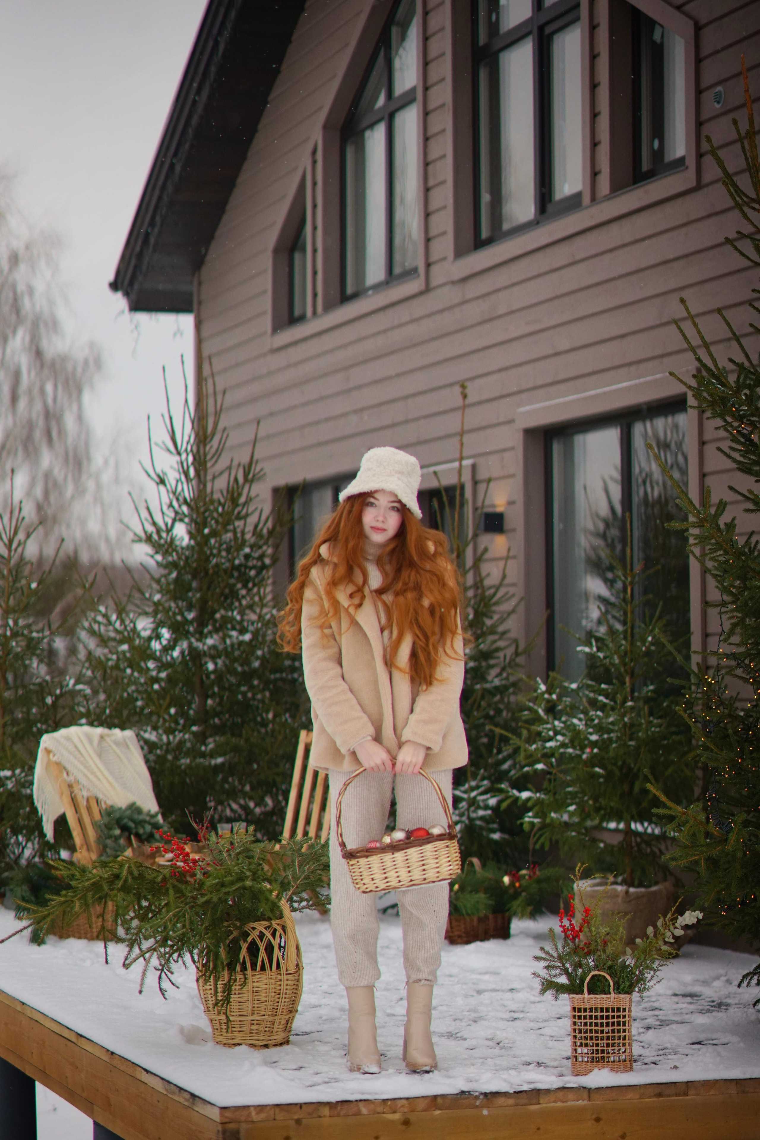 Фотосессия для Ани в загородном доме, женский портрет. Фотодача — загородный дом для съемок в Домодедово, Московская область