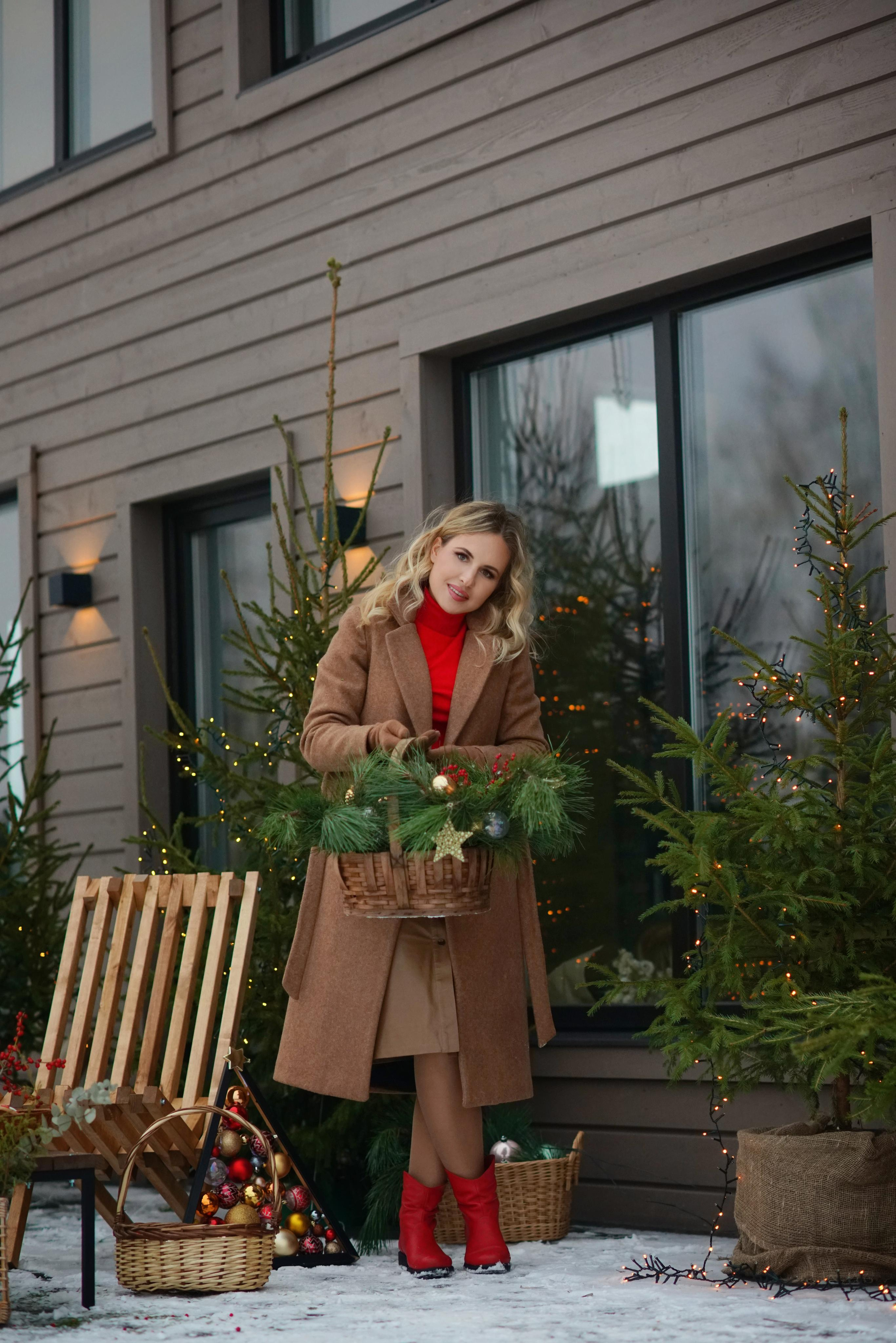 Семейная фотосессия для мамы и дочек в фотодоме. Фотодача — загородный дом для съемок в Домодедово, Московская область
