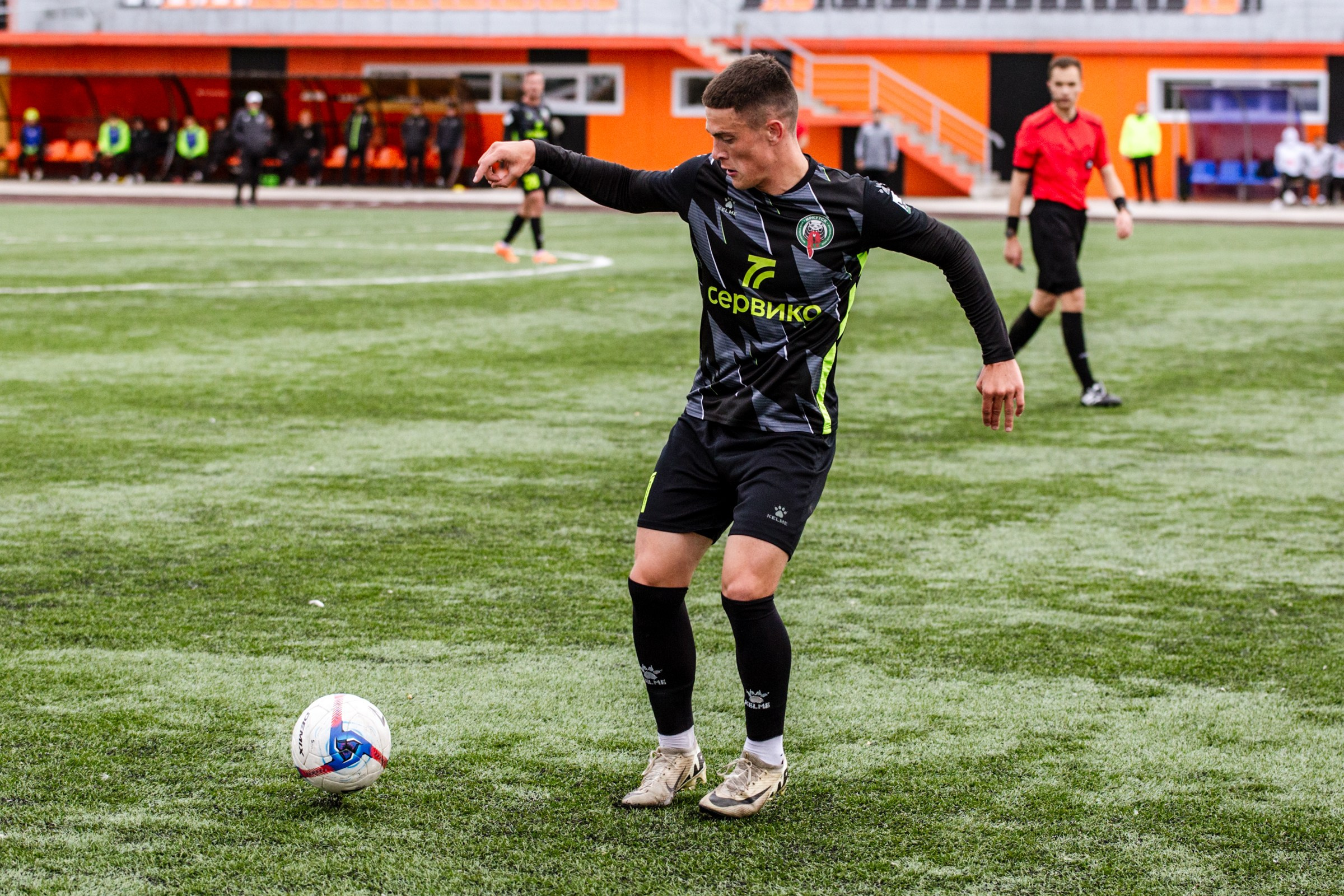 Первенство России по футболу LEON-Вторая лига Б | ФК Иркутск — Космос (Долгопрудный) | 14.09.25. Фотограф в Иркутске Евгения Айвазова