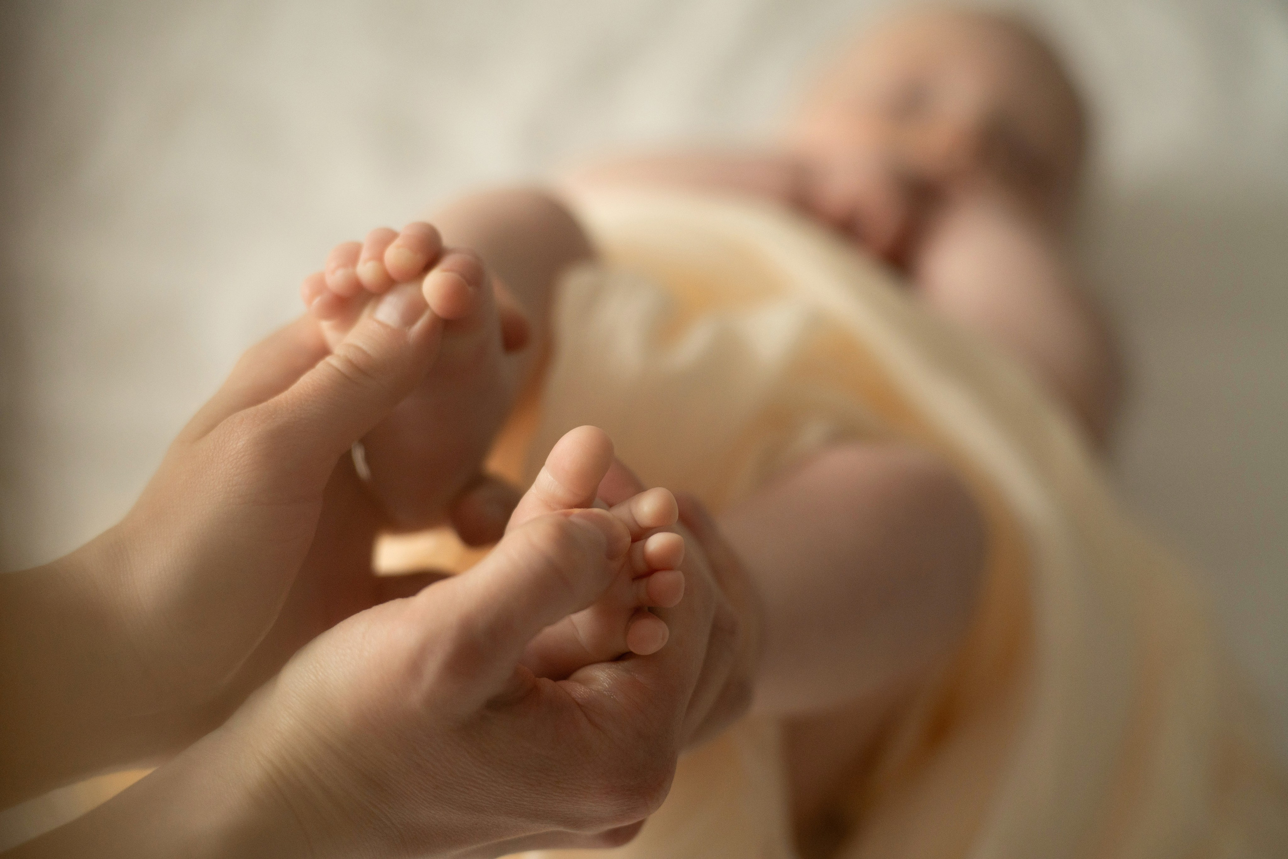 Фотосессия малышей до года дома