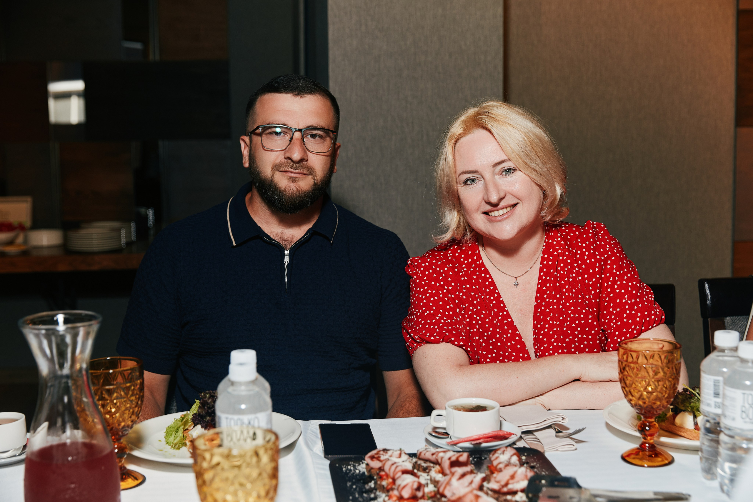 Бизнес завтрак в Golden Tulip 24.07. Свадебный репортажный фотограф краснодар максим дремов дрёмов фотосессия студия цена