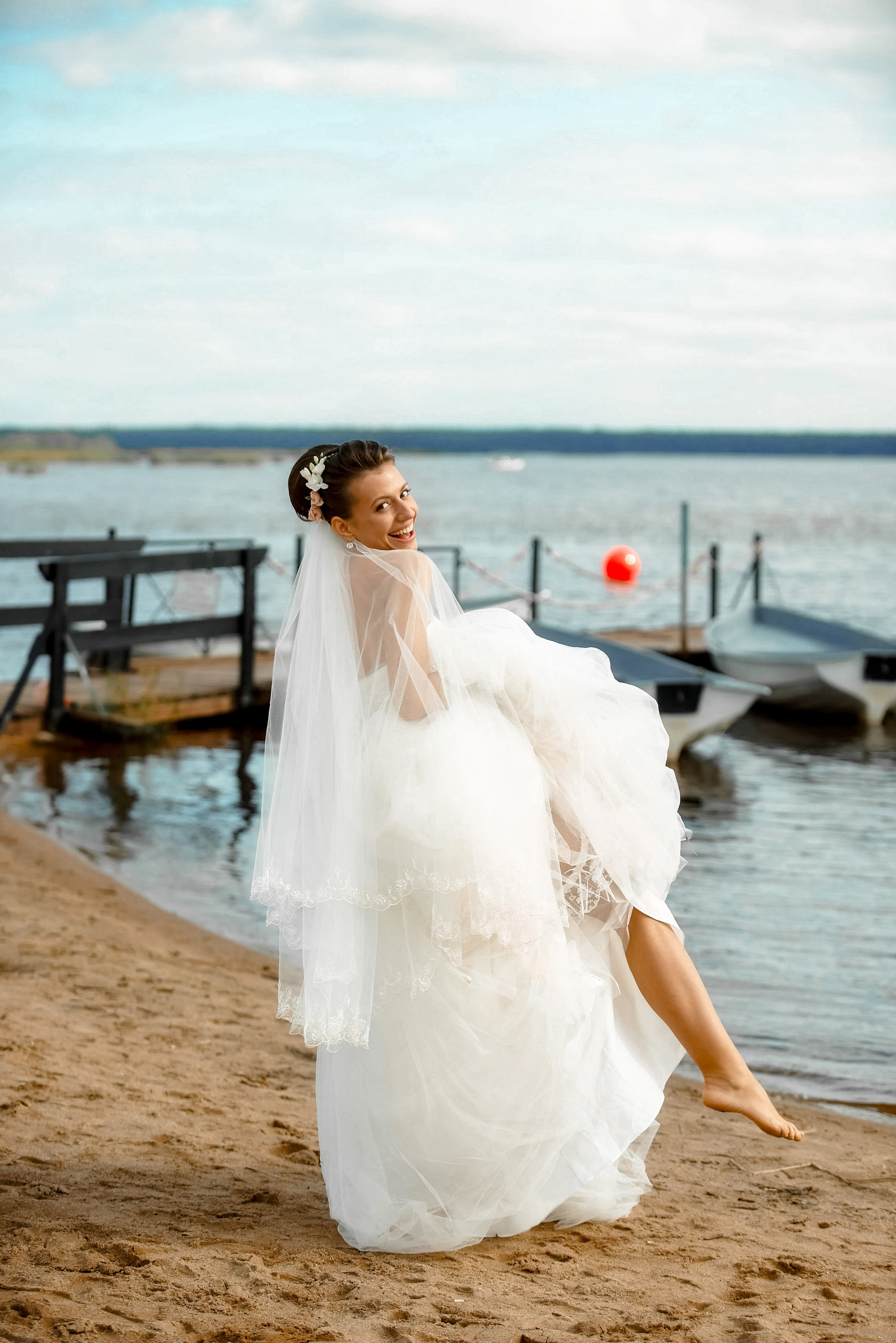 Маргарита и Алексей (выездная регистрация, фотосессия на Финском заливе, в яхт-клубе на закате). Портретный, семейный и свадебный фотограф в Санкт-Петербурге и в Пушкине Ширяев Денис