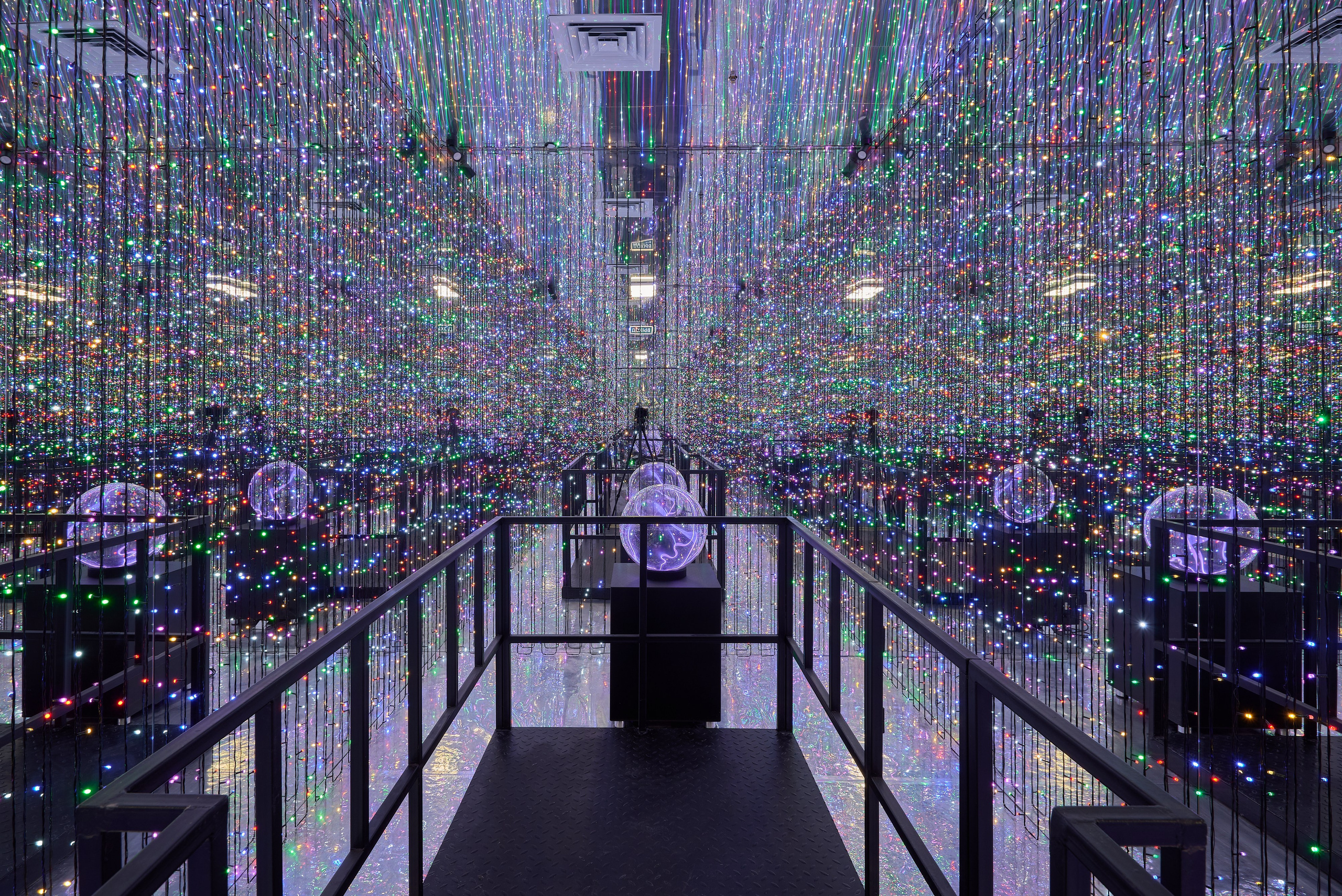 Детский Центр Эксперименты. Абросимов Лев интерьерный и архитектурный фотограф