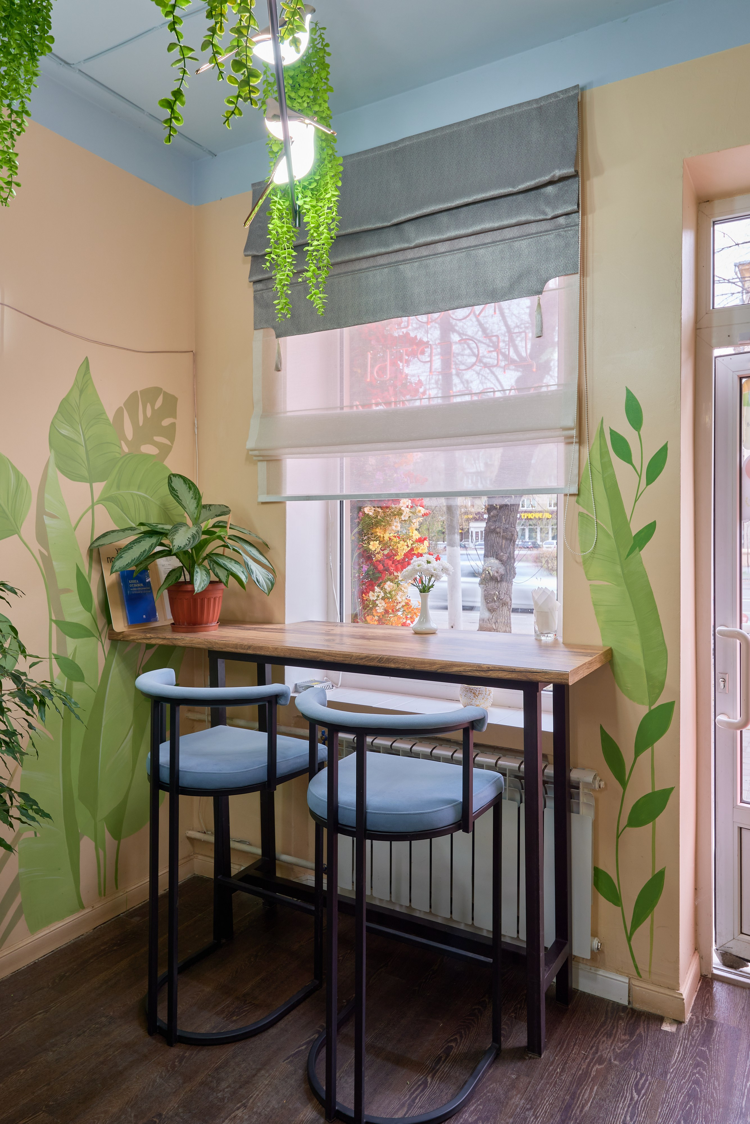 Кофейня Кофеман, Магнитогорск. Абросимов Лев интерьерный и архитектурный фотограф