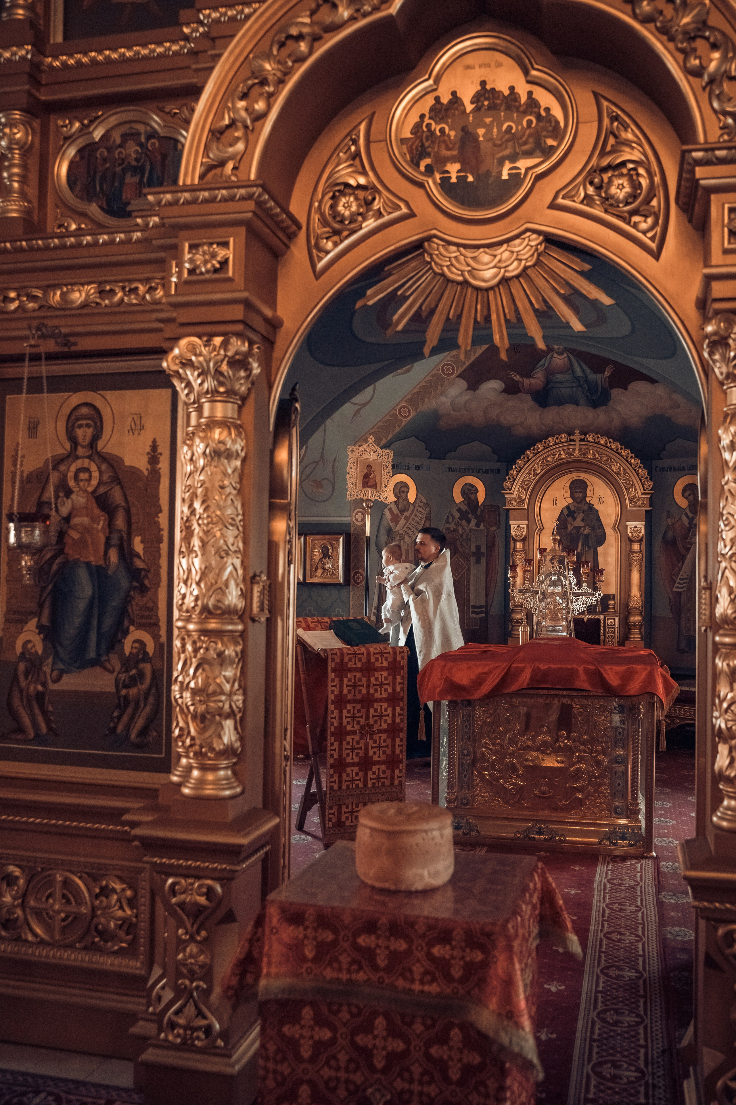 Крещение Михаила, Свято-Троицкий кафедральный собор, г. Саратов. Семейный фотограф в Саратове