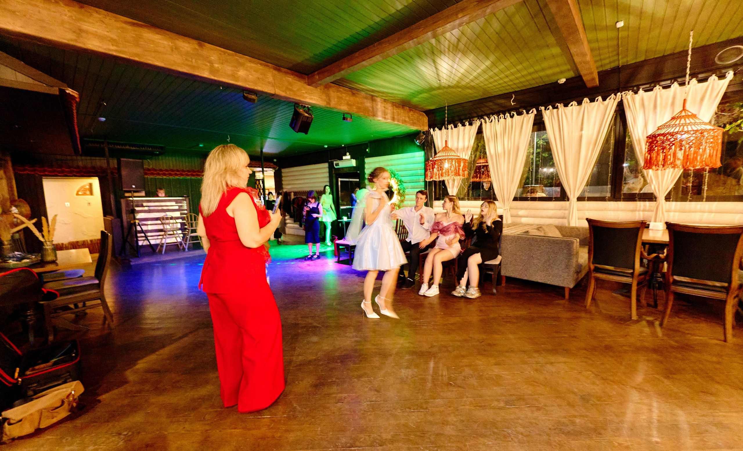 Выпускной 35 Сош. Фотограф Выпускные альбомы Таганрог Сергей Коробченко