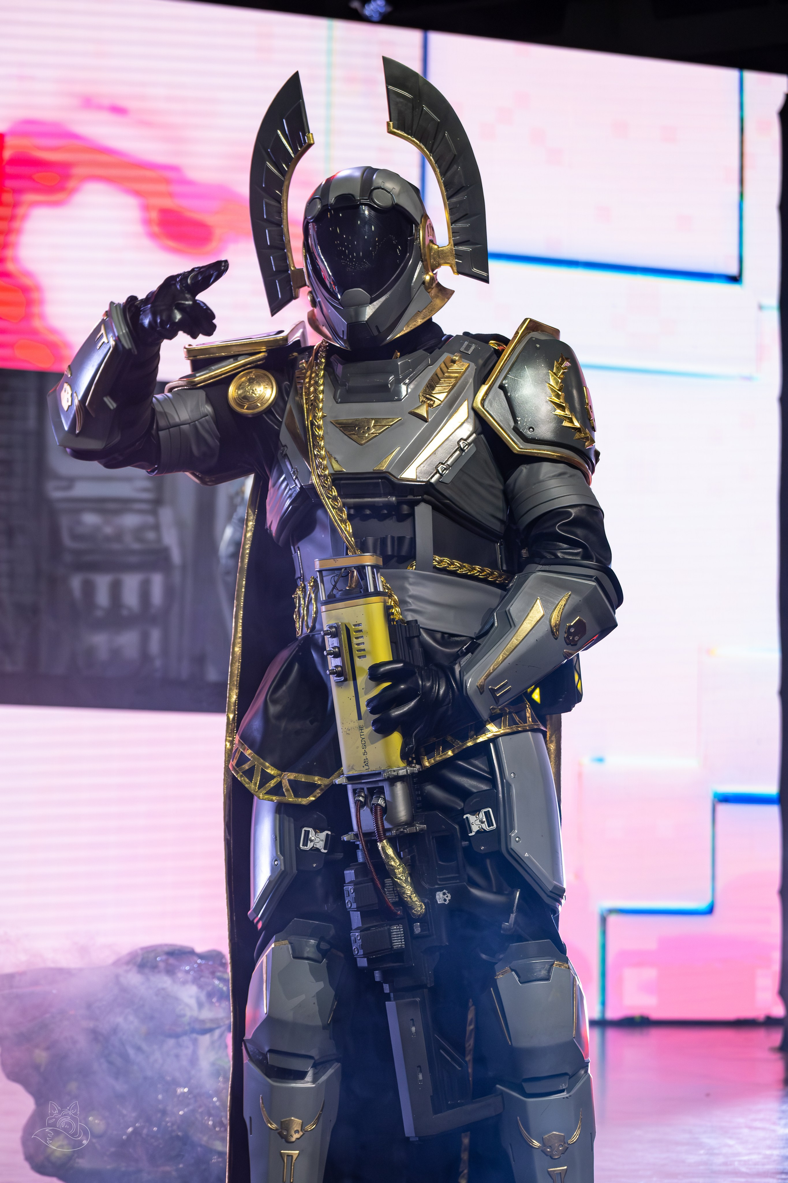 Сцена РЭД ЭКСПО 2024. Косплей фотограф