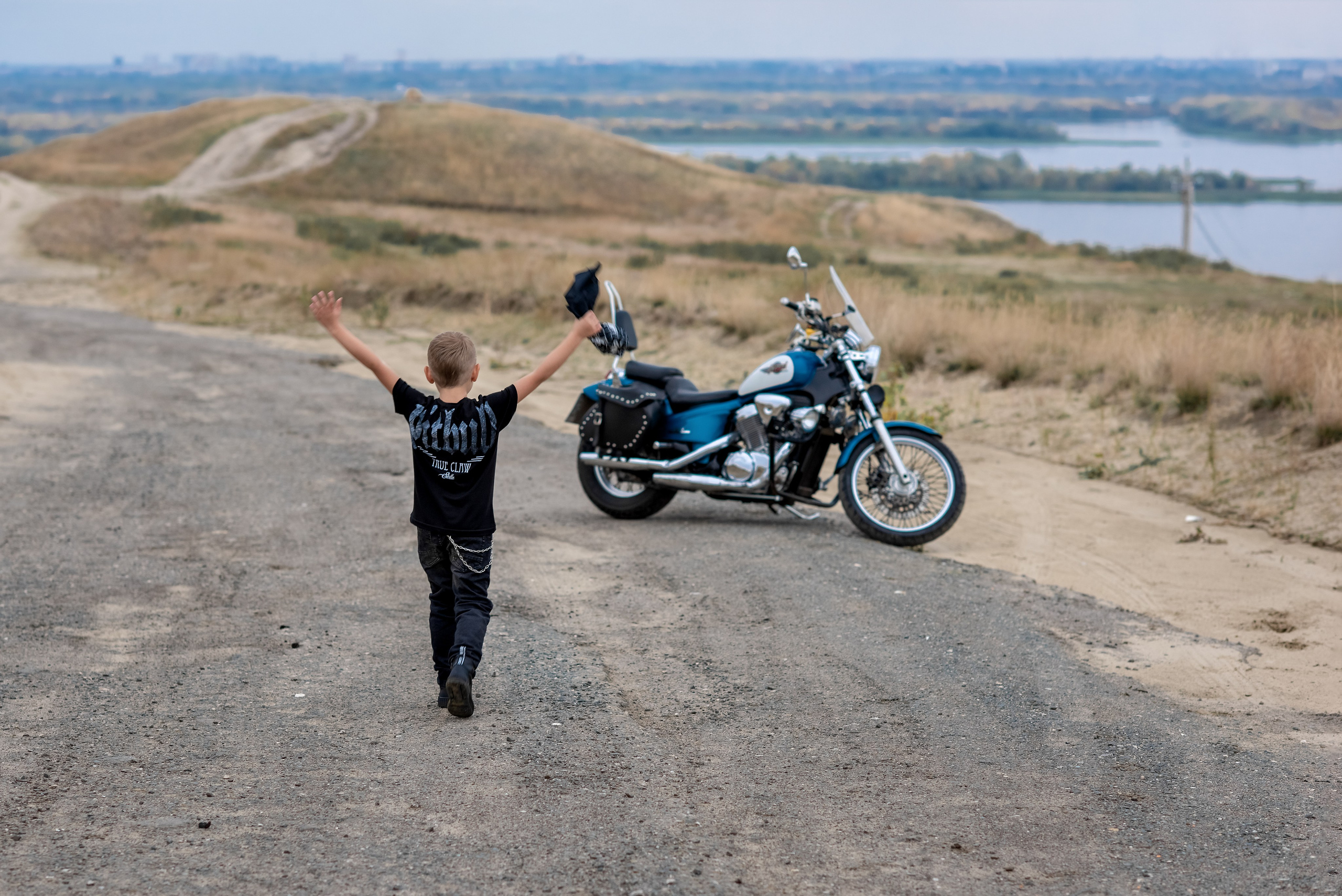Юный байкер. Фотограф Саратов Юлия Петрова