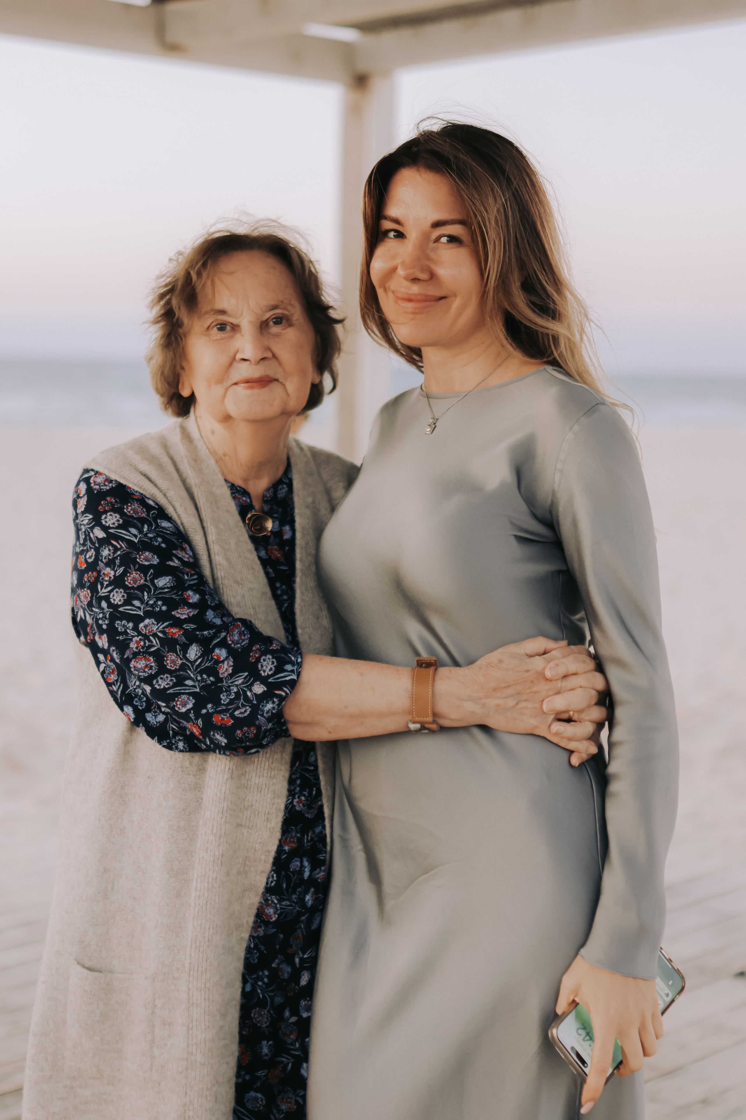 Family shoot / Engagement, Bat Yam | December 2025. Photographer in Israel Alice Milchin