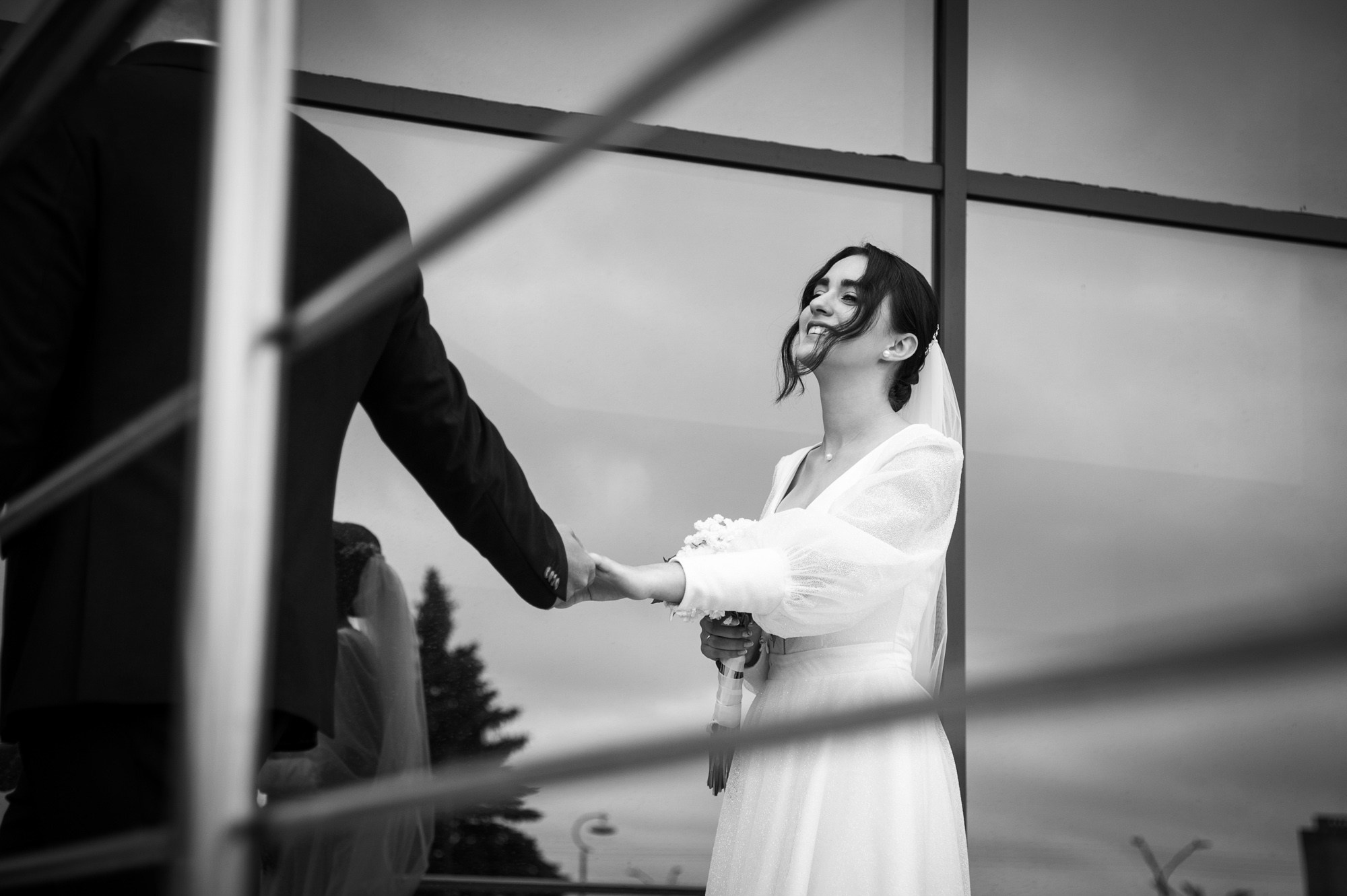 Константин и Альвина прогулка. Свадебный и портретный фотограф в Омске Матвей Краузе