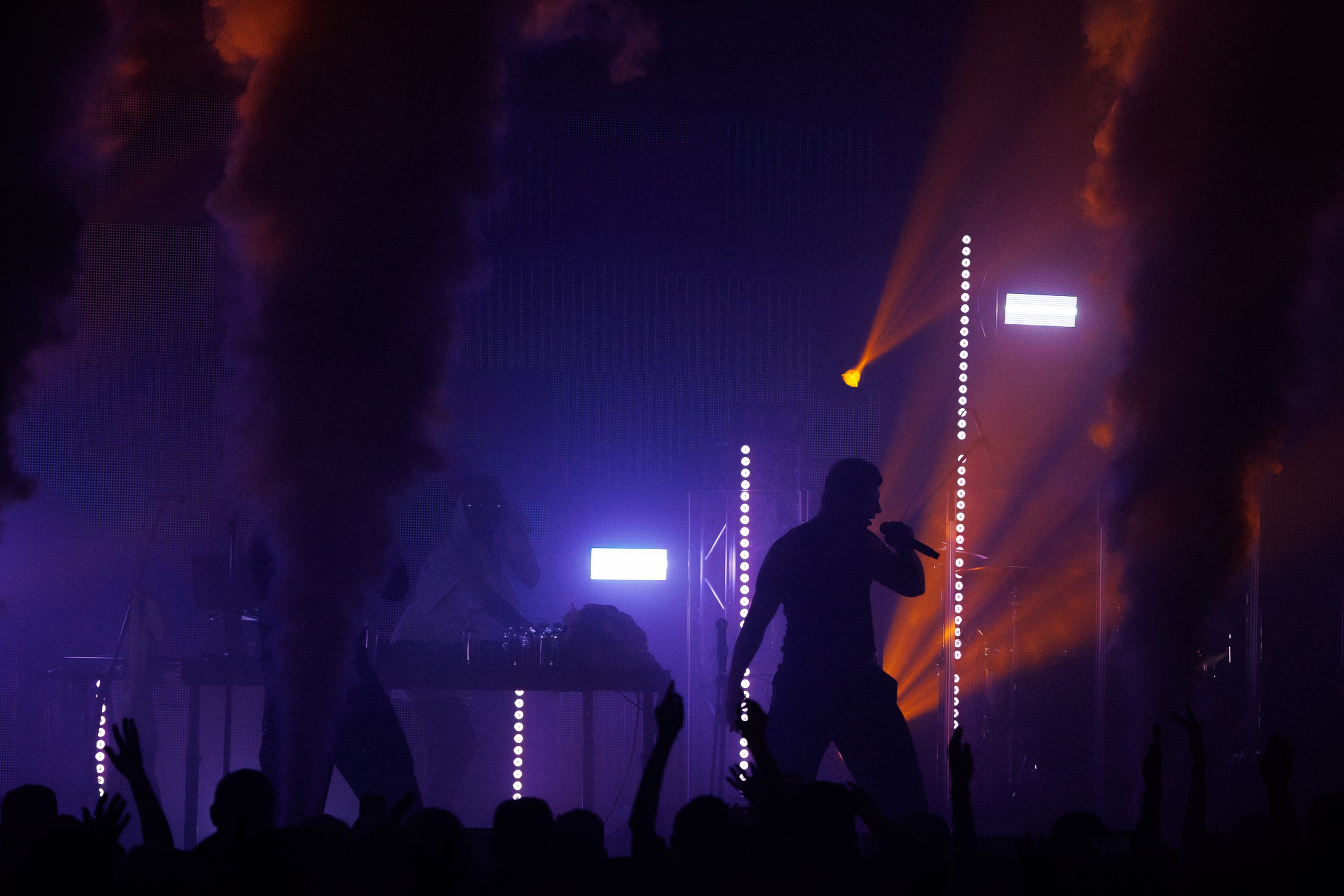 Фотоотчёт и репортаж с концерта группы GAYAZOV$ BROTHER$. Красильников Евгений — профессиональный фотограф в Ростове-на-Дону