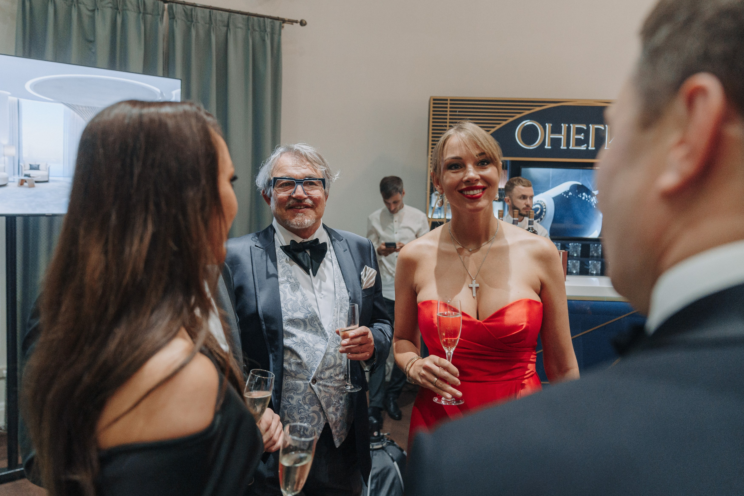 Бал на траве. Студия коммерческой фотографии в Москве и области