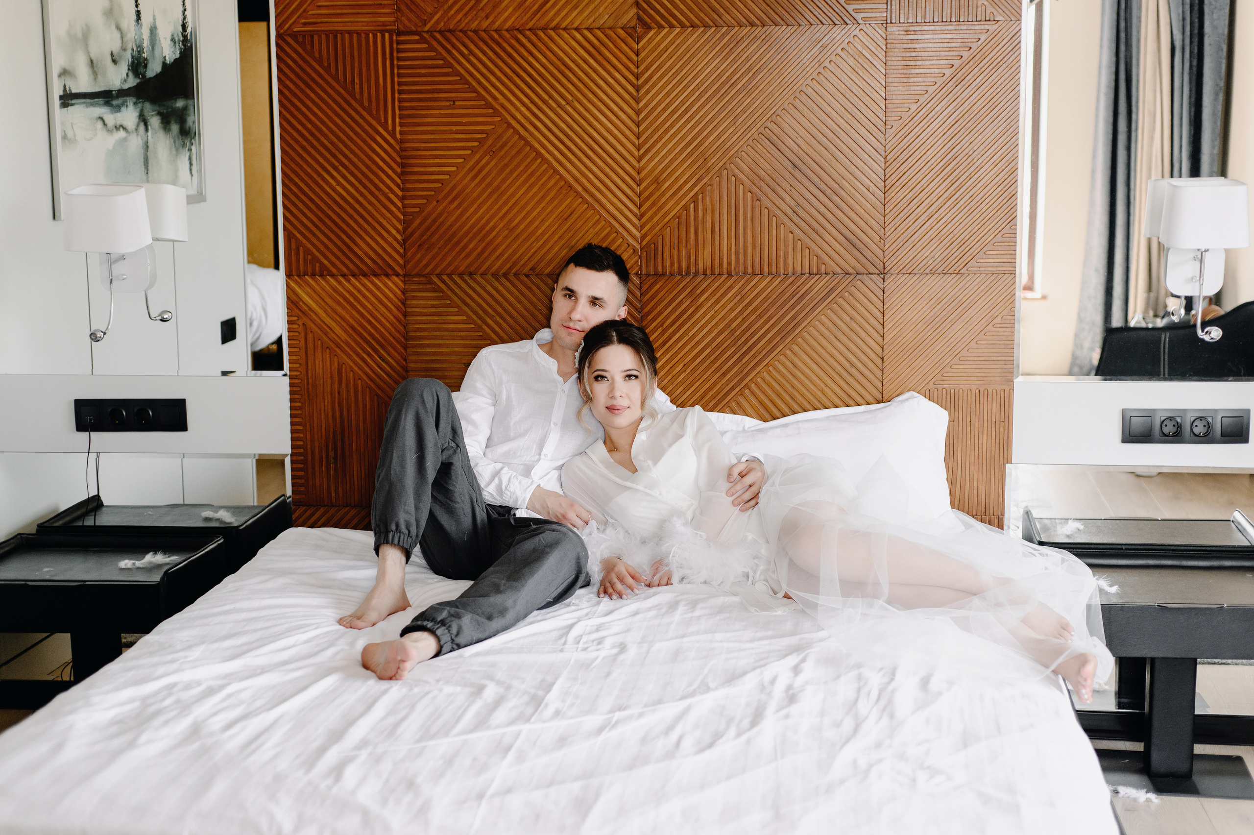 Фотосессия в гостинице. Свадебный фотограф Караганда