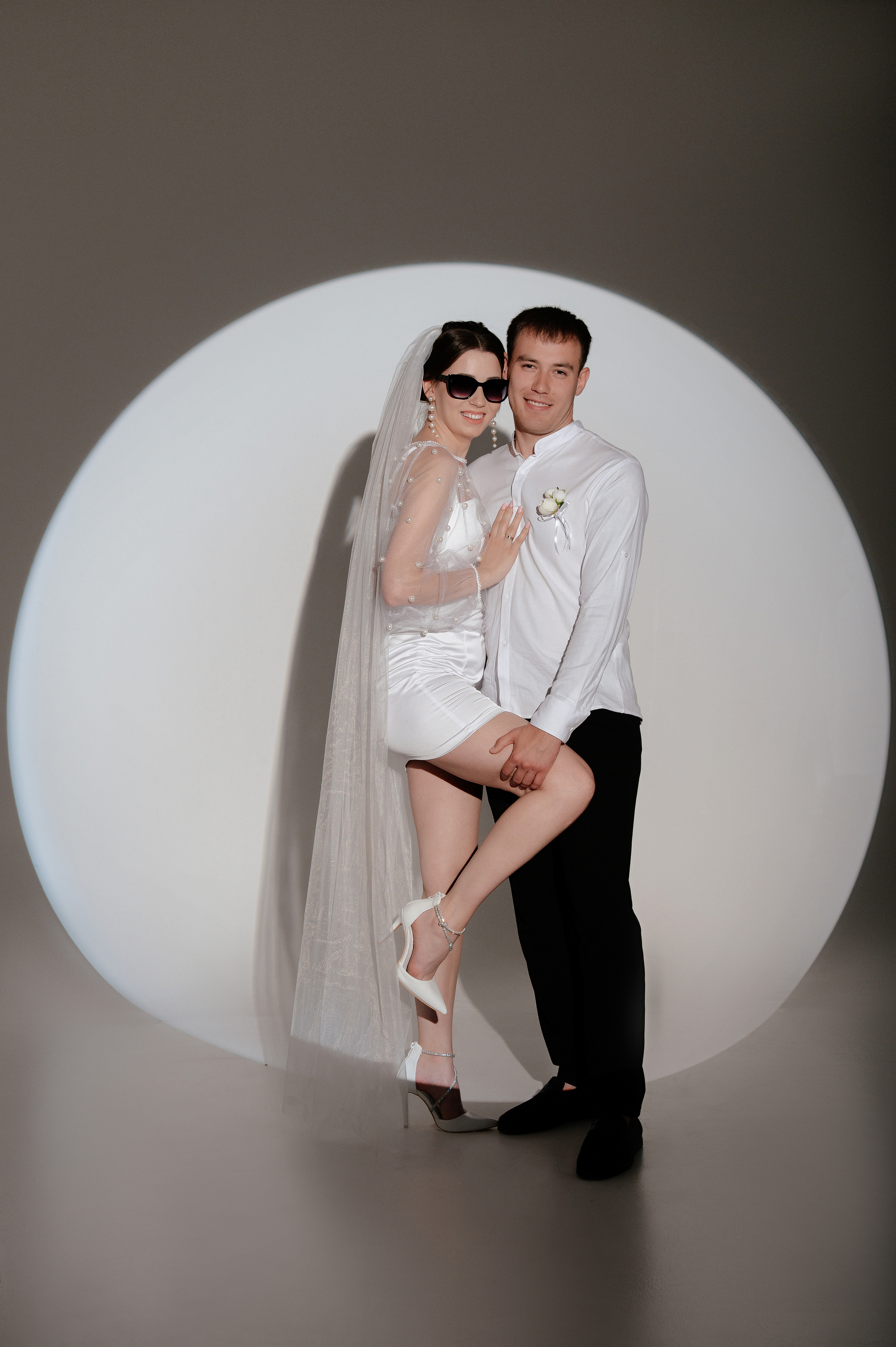 Фотосессия на студии в Караганде. Свадебный фотограф Караганда