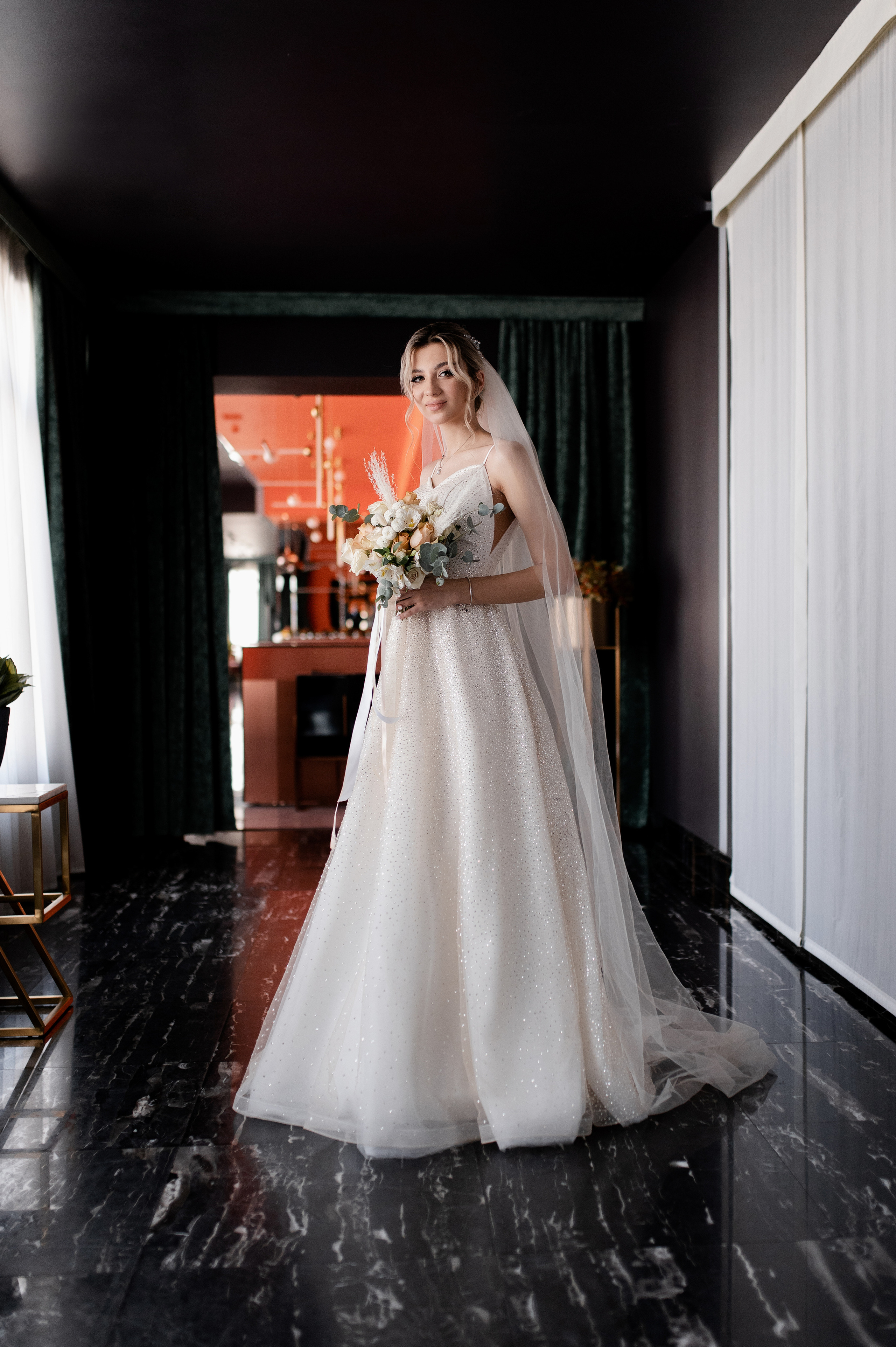 Свадебная фотосессия в Караганде. Свадебный фотограф Караганда