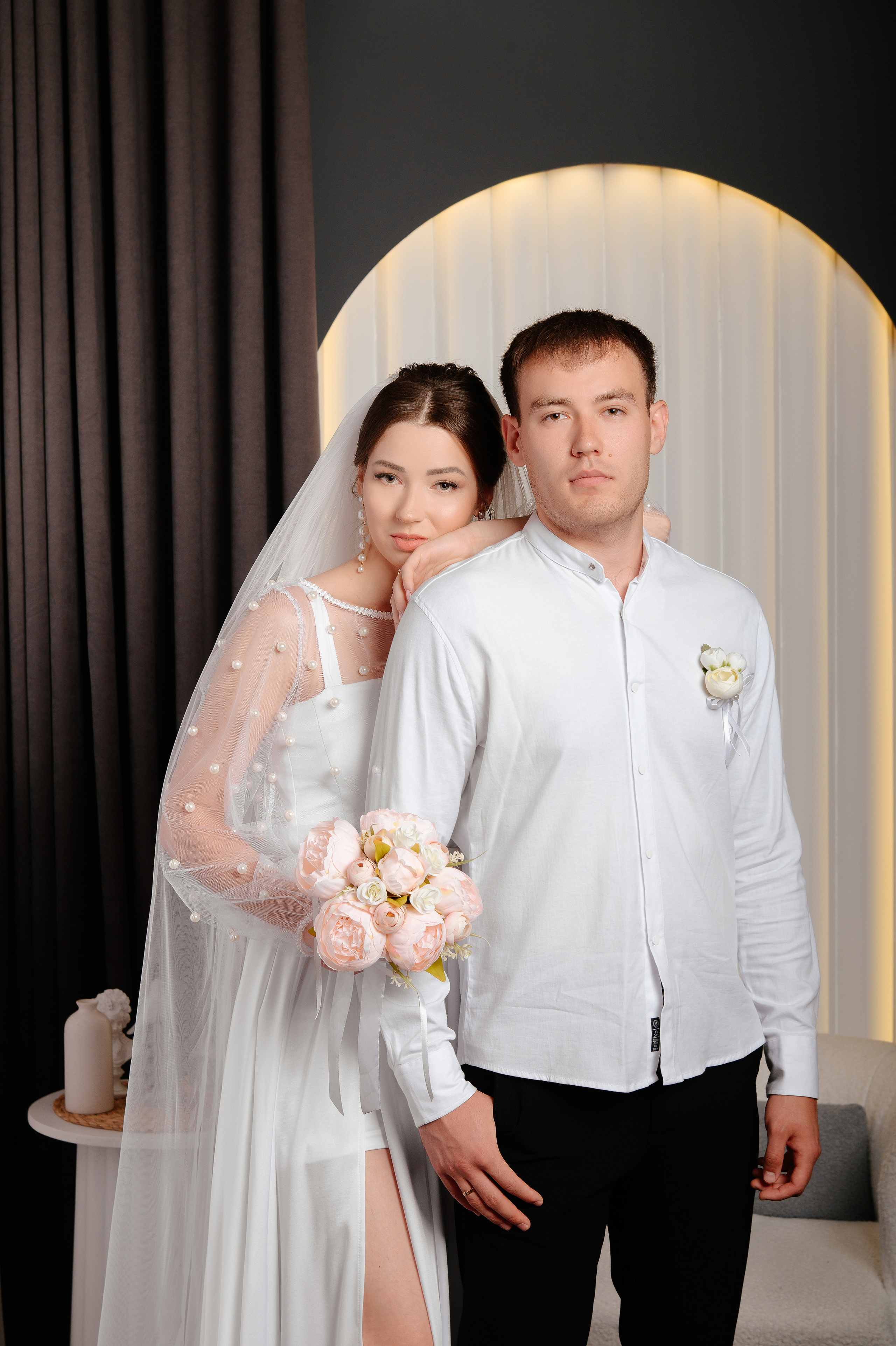 Фотосессия на студии в Караганде. Свадебный фотограф Караганда