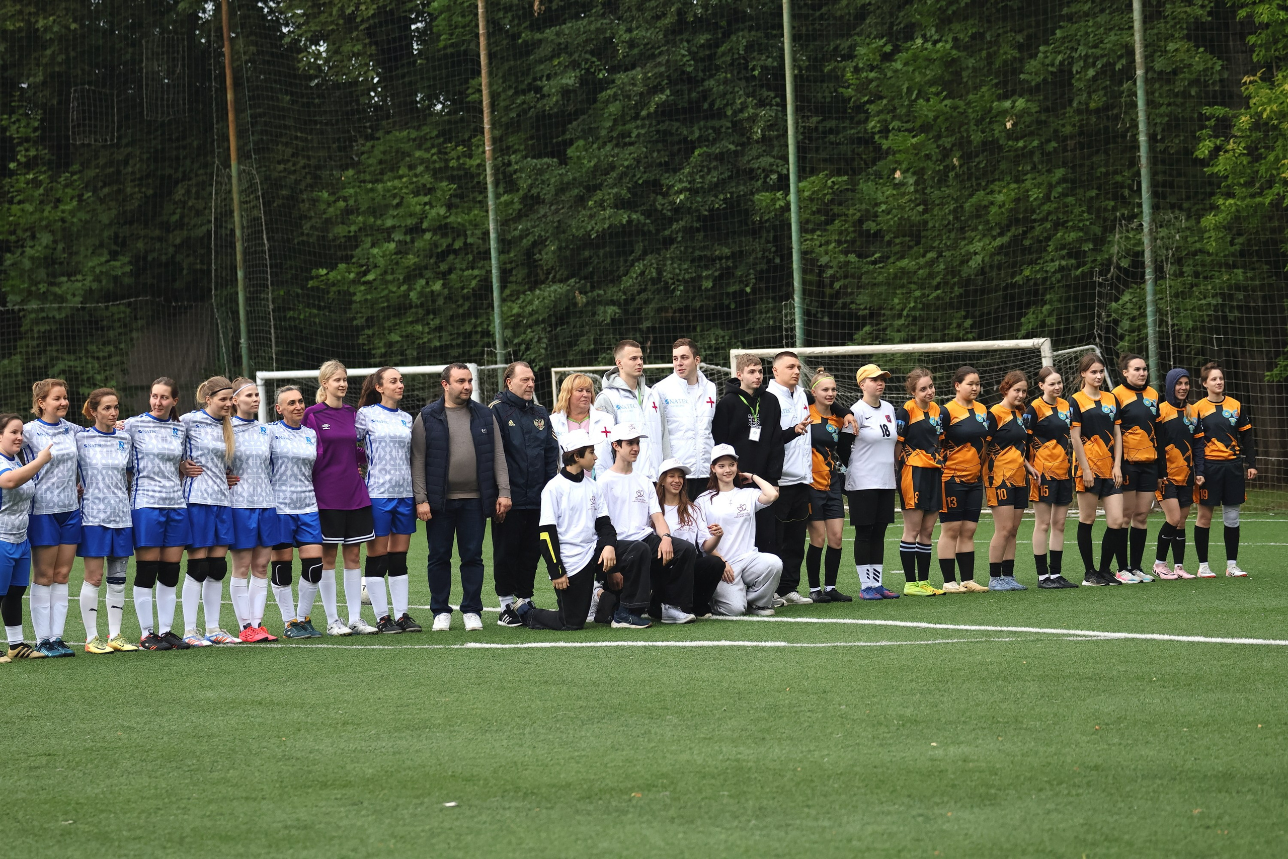 Футбол. Женская лига. Спортивный и репортажный фотограф Ермакова Светлана