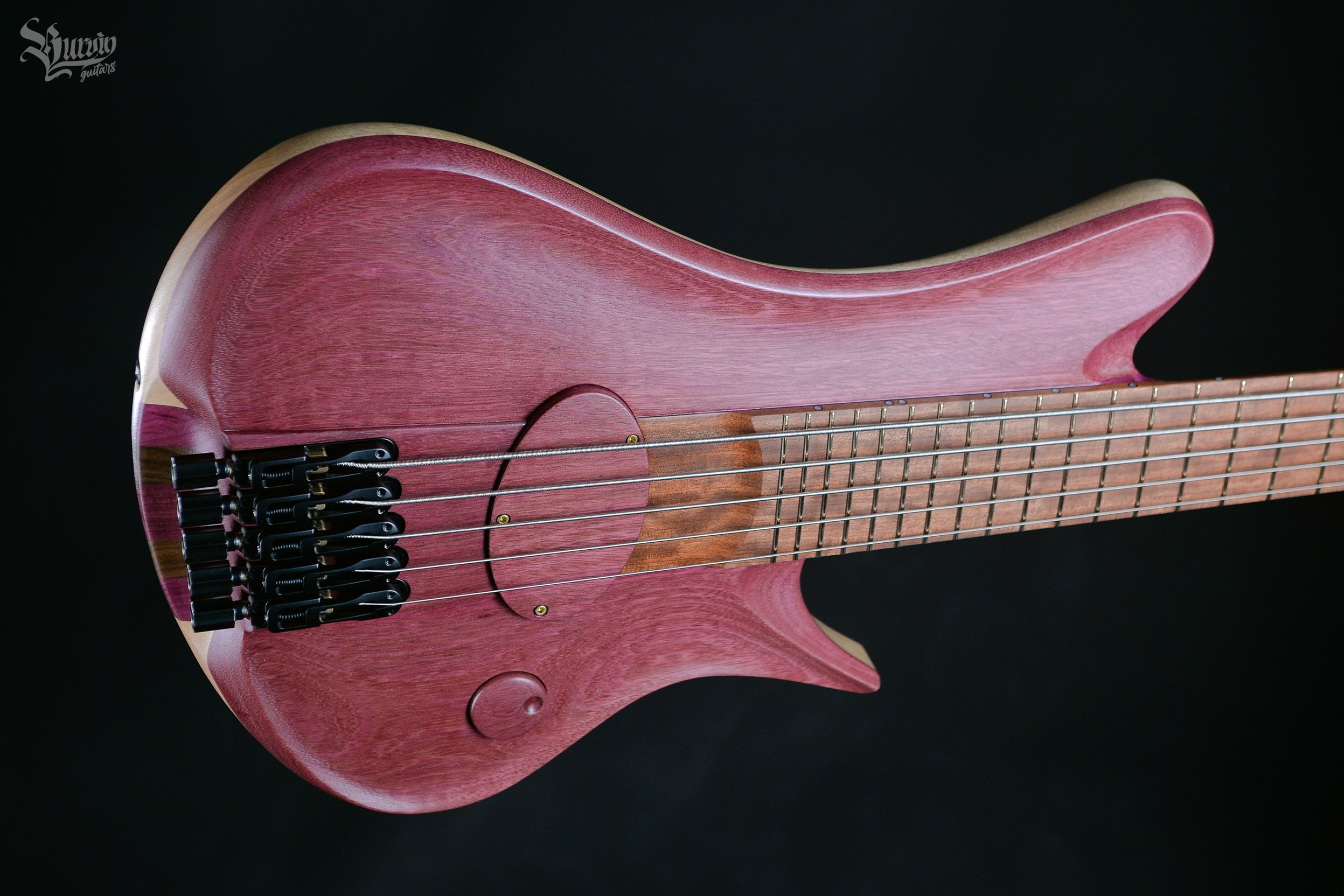 061 IRI bass. Master of making guitars and basses to order