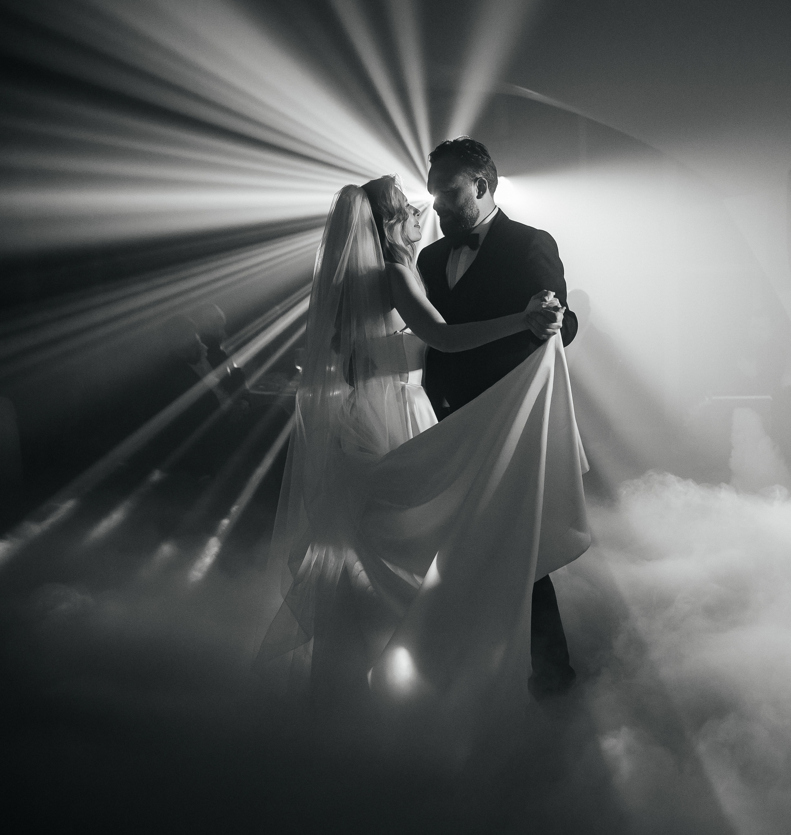 Илья и Инна 2025 Небо. Свадебный и портретный фотограф Алина Иванова. Екатеринбург-Москва