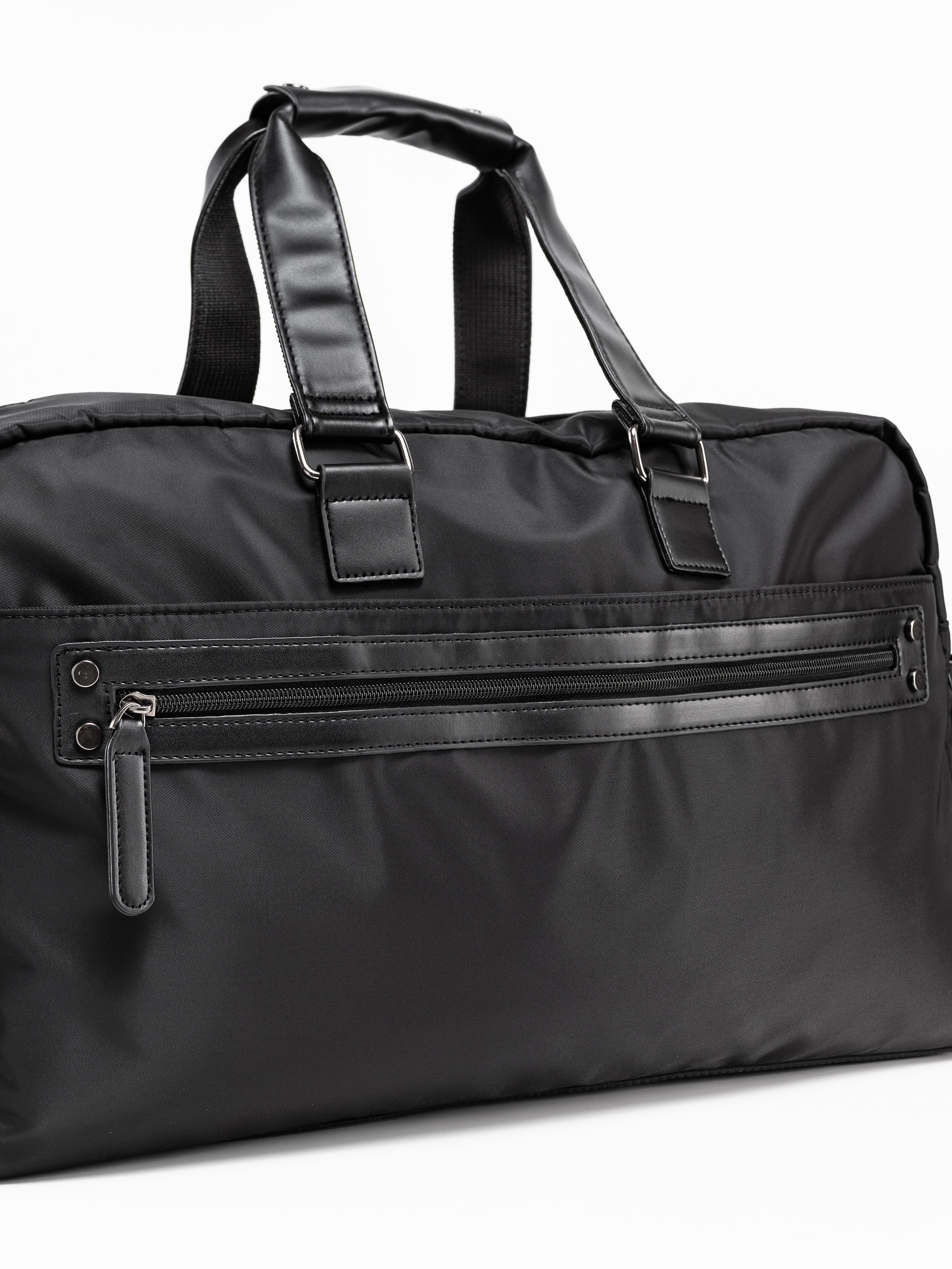 Сумки спортивные предметка. Предметный фотограф, фото для маркетплейсов Пятигорск, КМВ