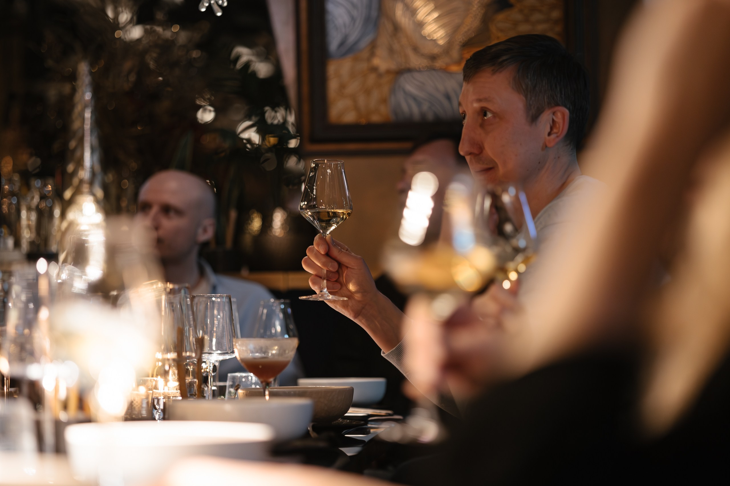 Винный вечер. Фотограф Арсений Гуров